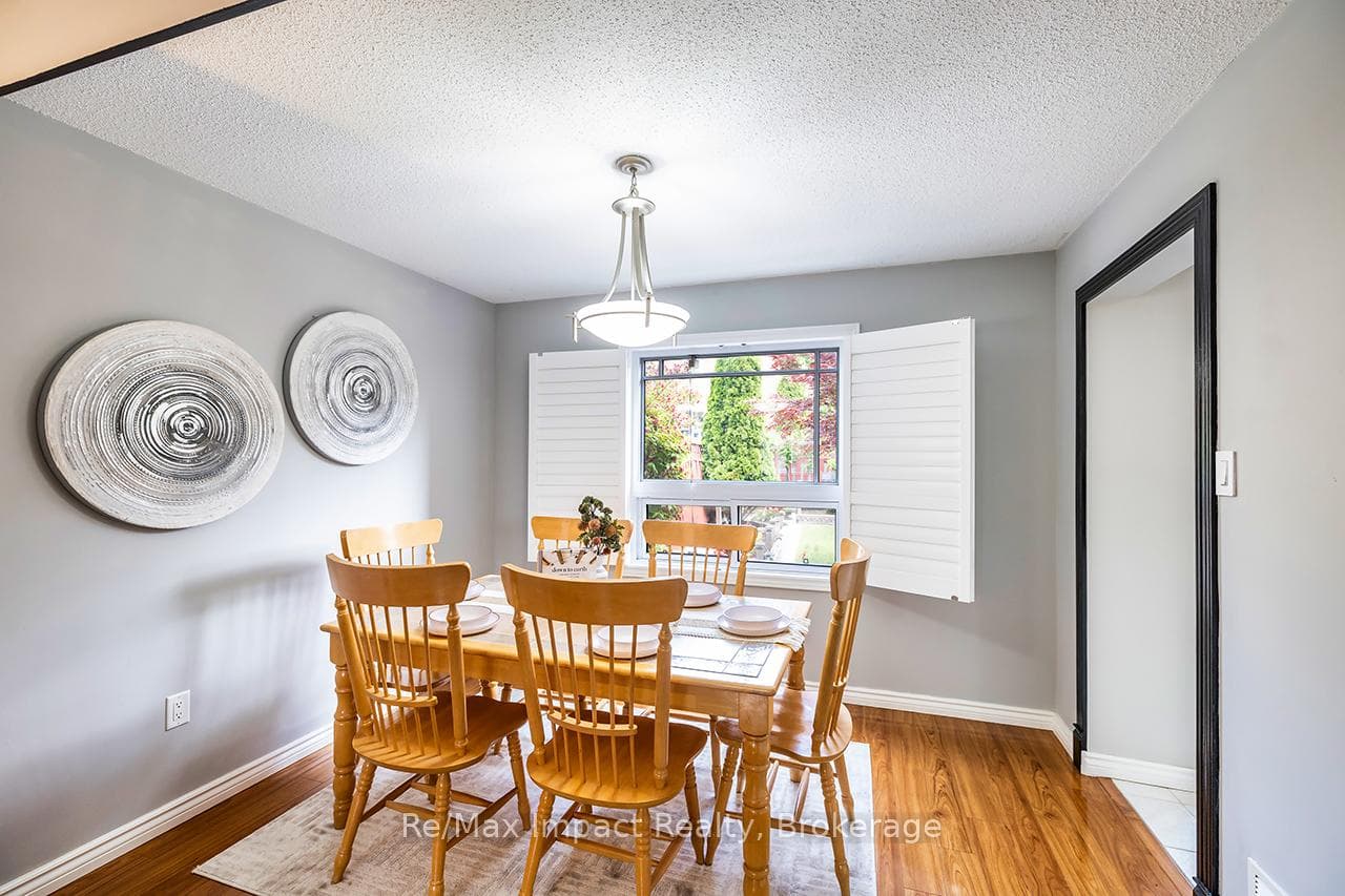 53 Sable Crescent photo 9