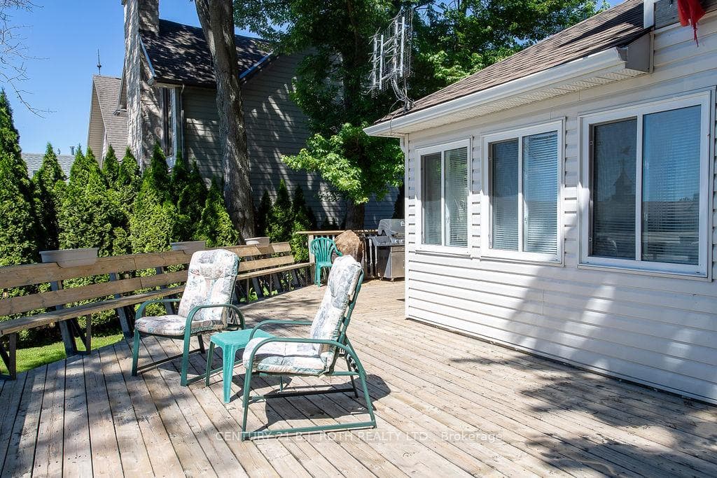 2389 Crystal Beach Road photo 14
