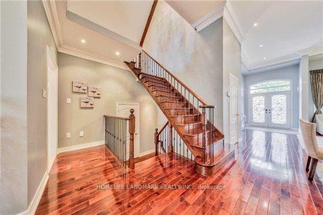 135 Rushworth Drive photo 9