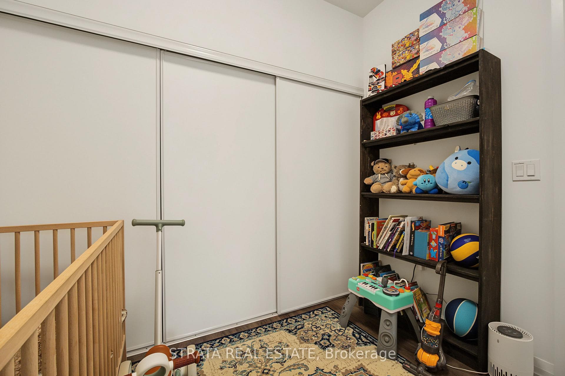280 Dundas Street Unit 403 photo 14