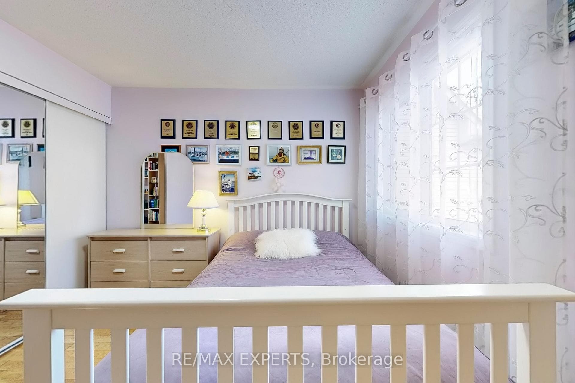 84 Piperbrook Crescent photo 35