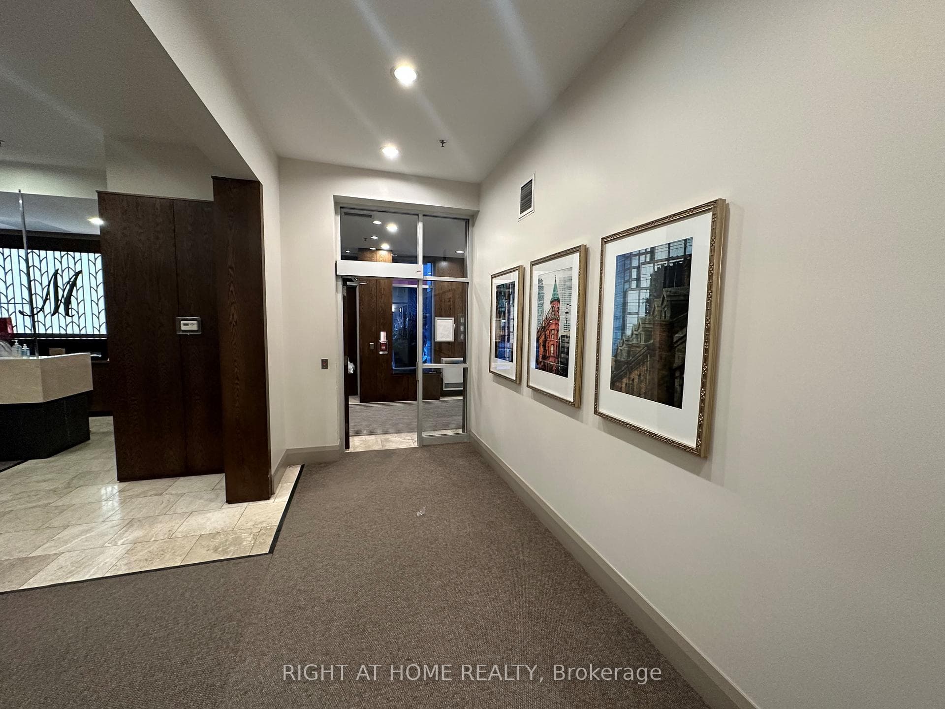 438 Richmond Street Unit 1102 photo 24