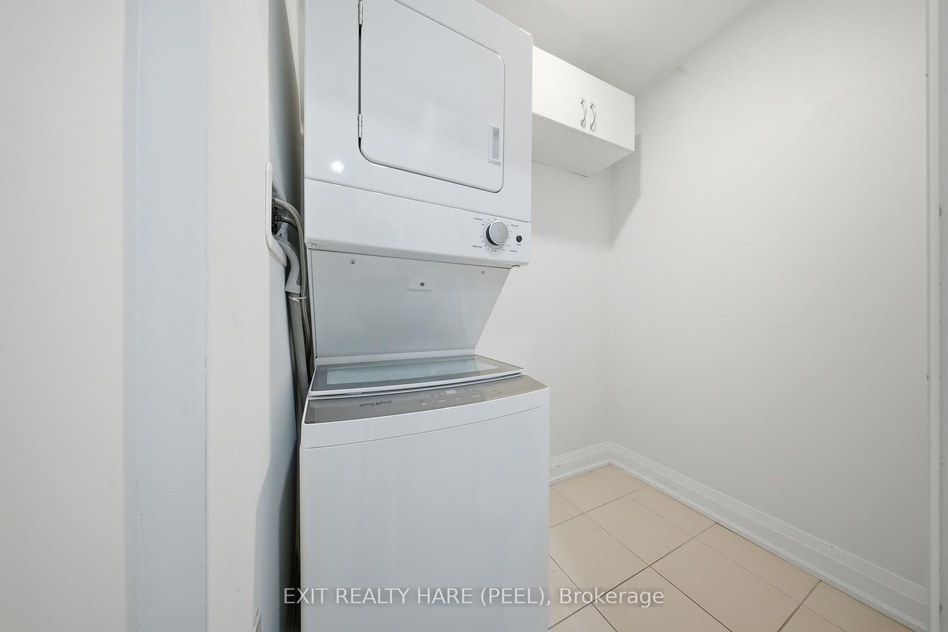 48 Coles Avenue Unit 702 photo 18