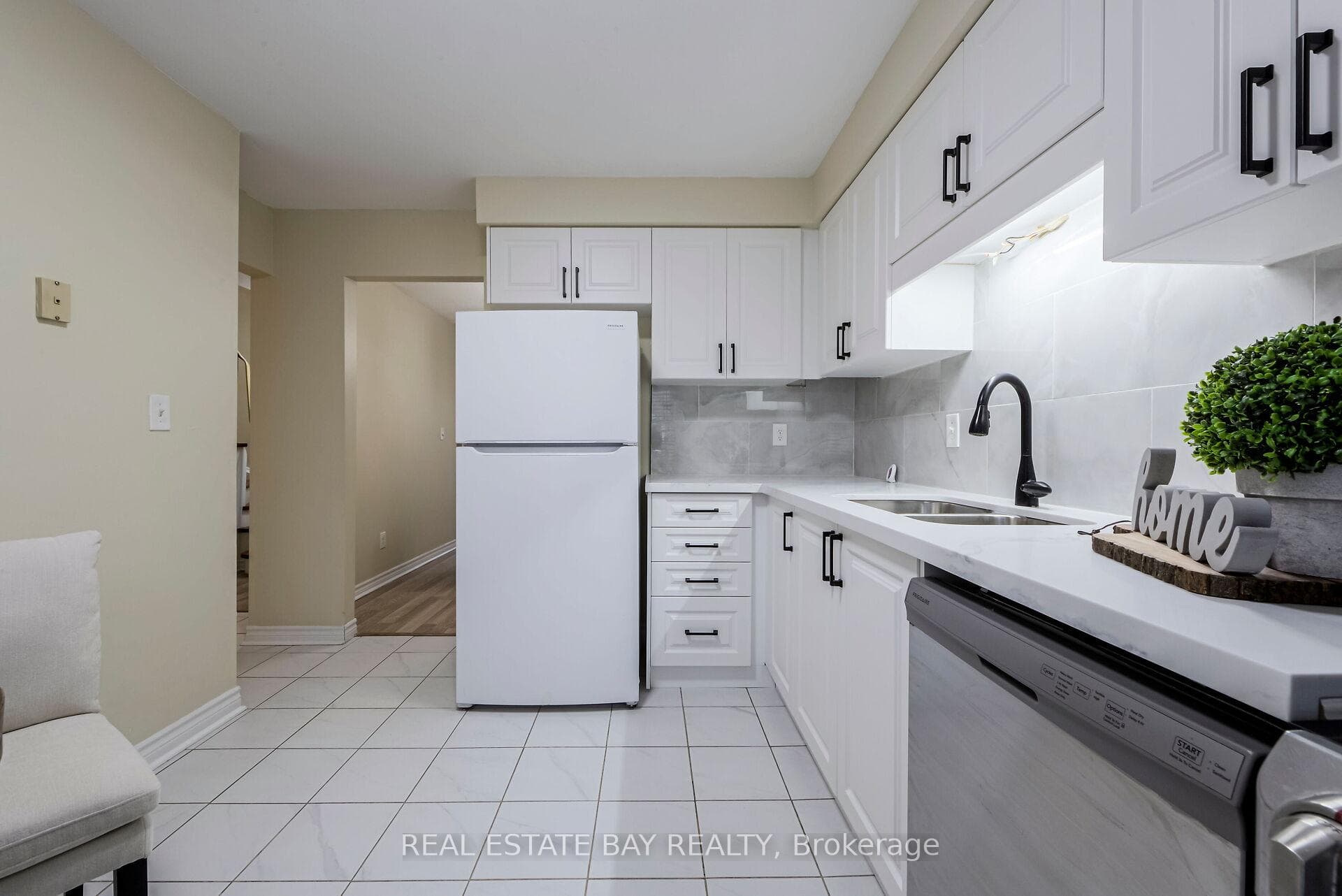 10 Livonia Place Unit 157 photo 7