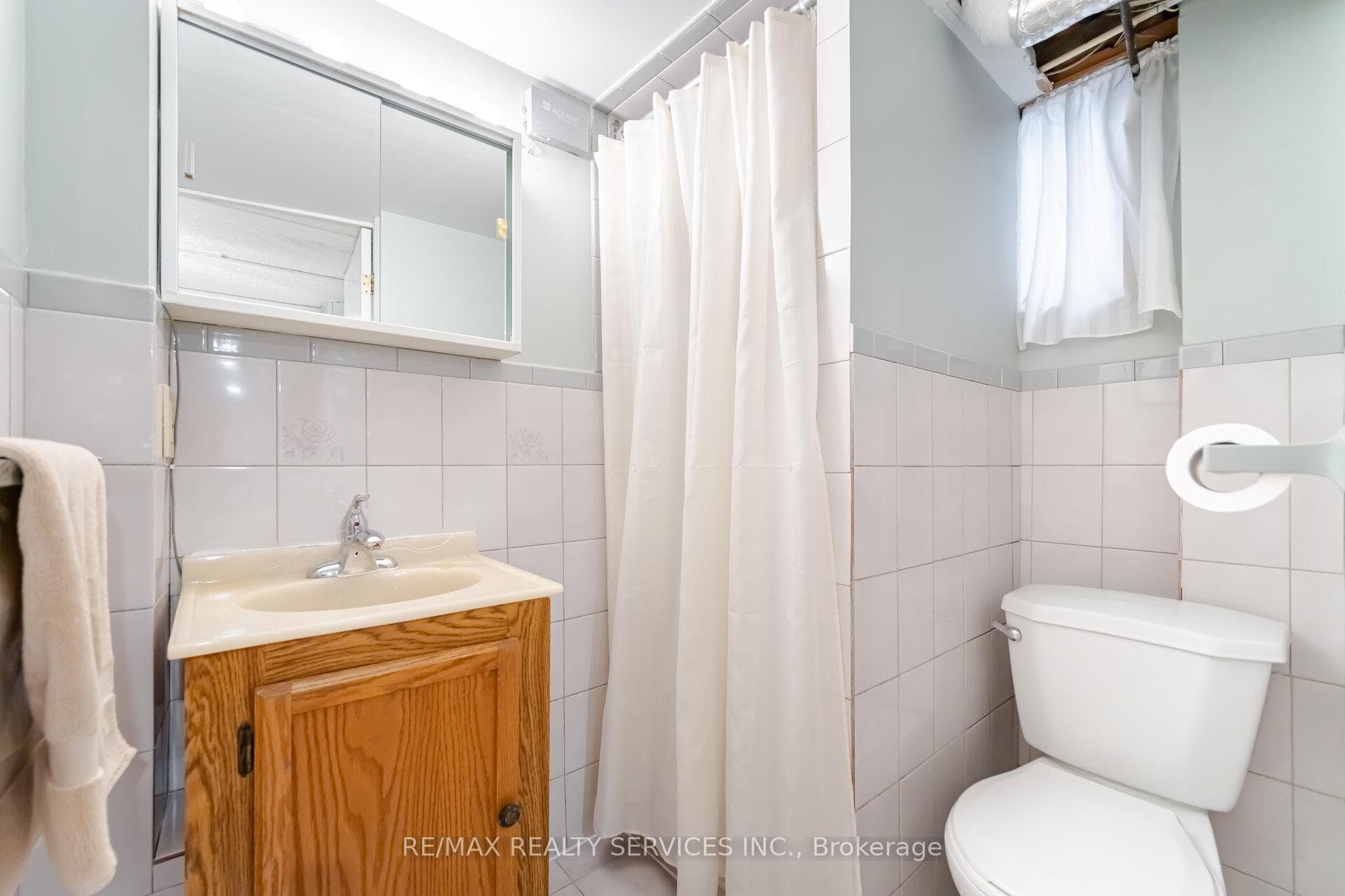 671 Milverton Boulevard photo 32