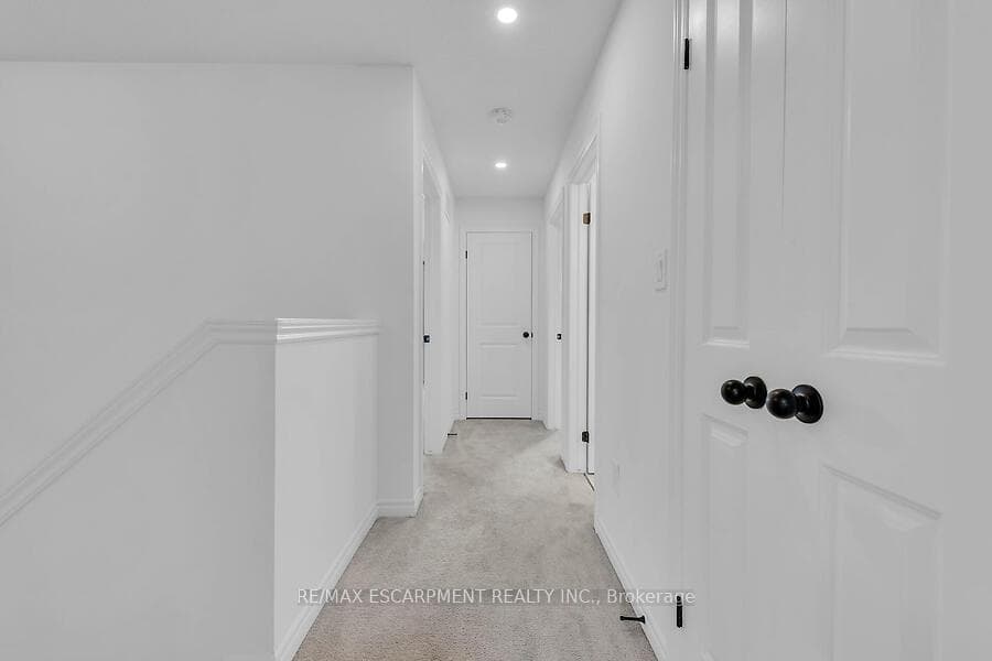 16 King Street photo 25