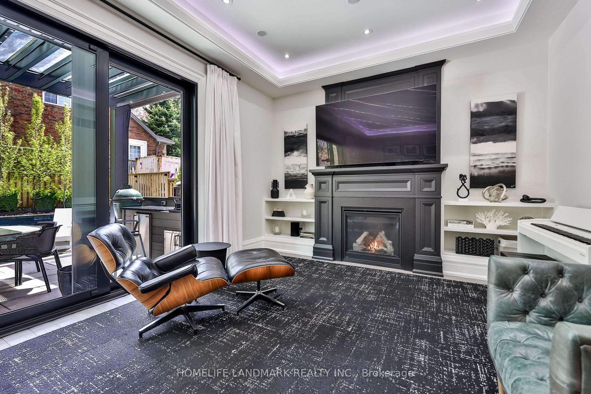 211 South Kingsway Way photo 18