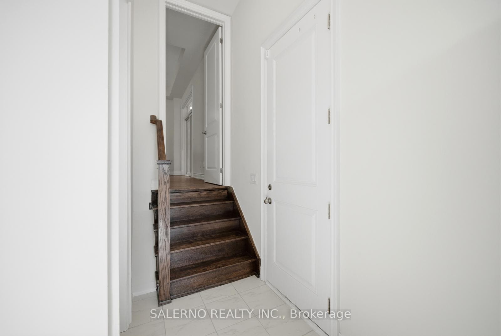 55 Christine Elliott Avenue photo 32