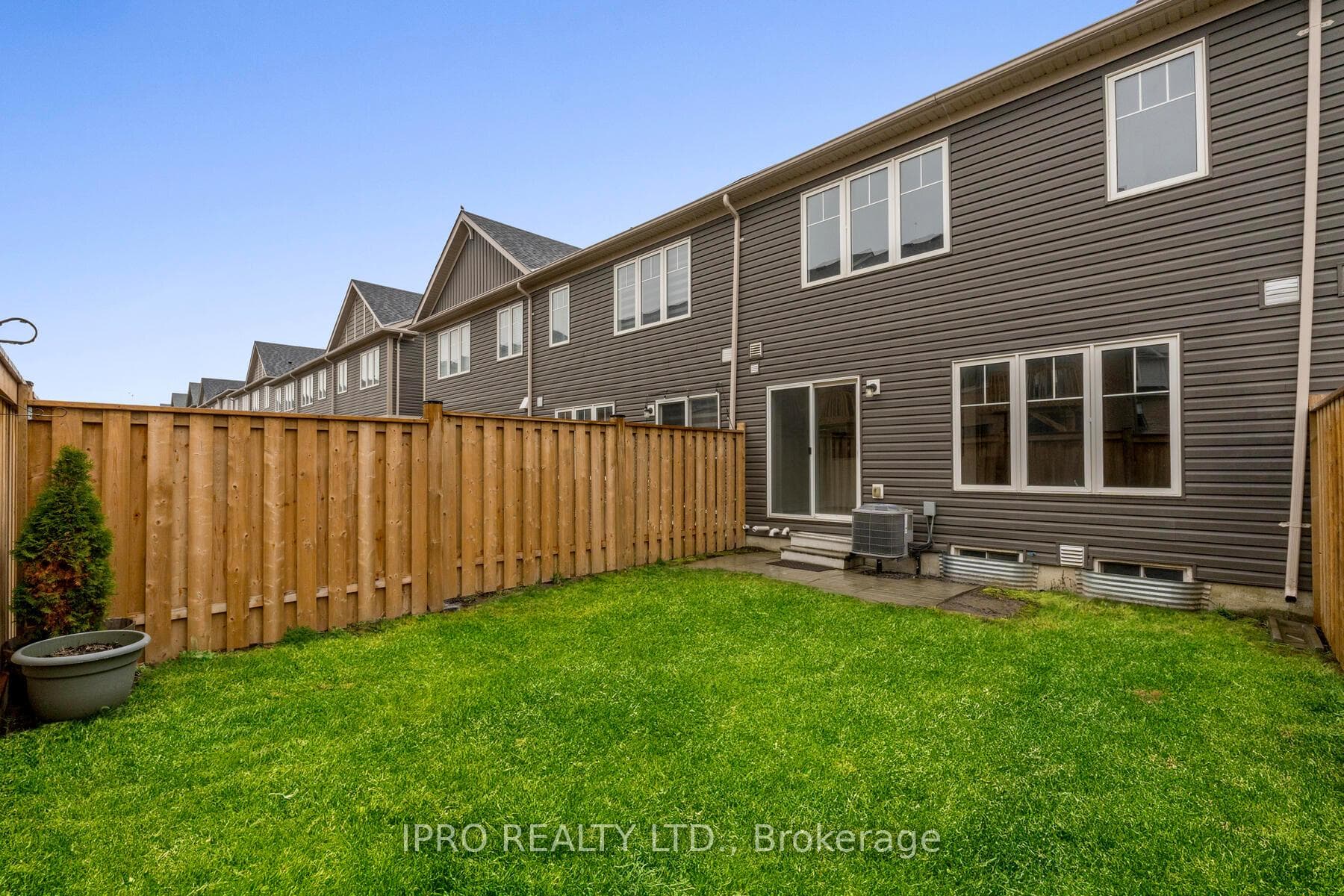 102 Symington Avenue photo 13