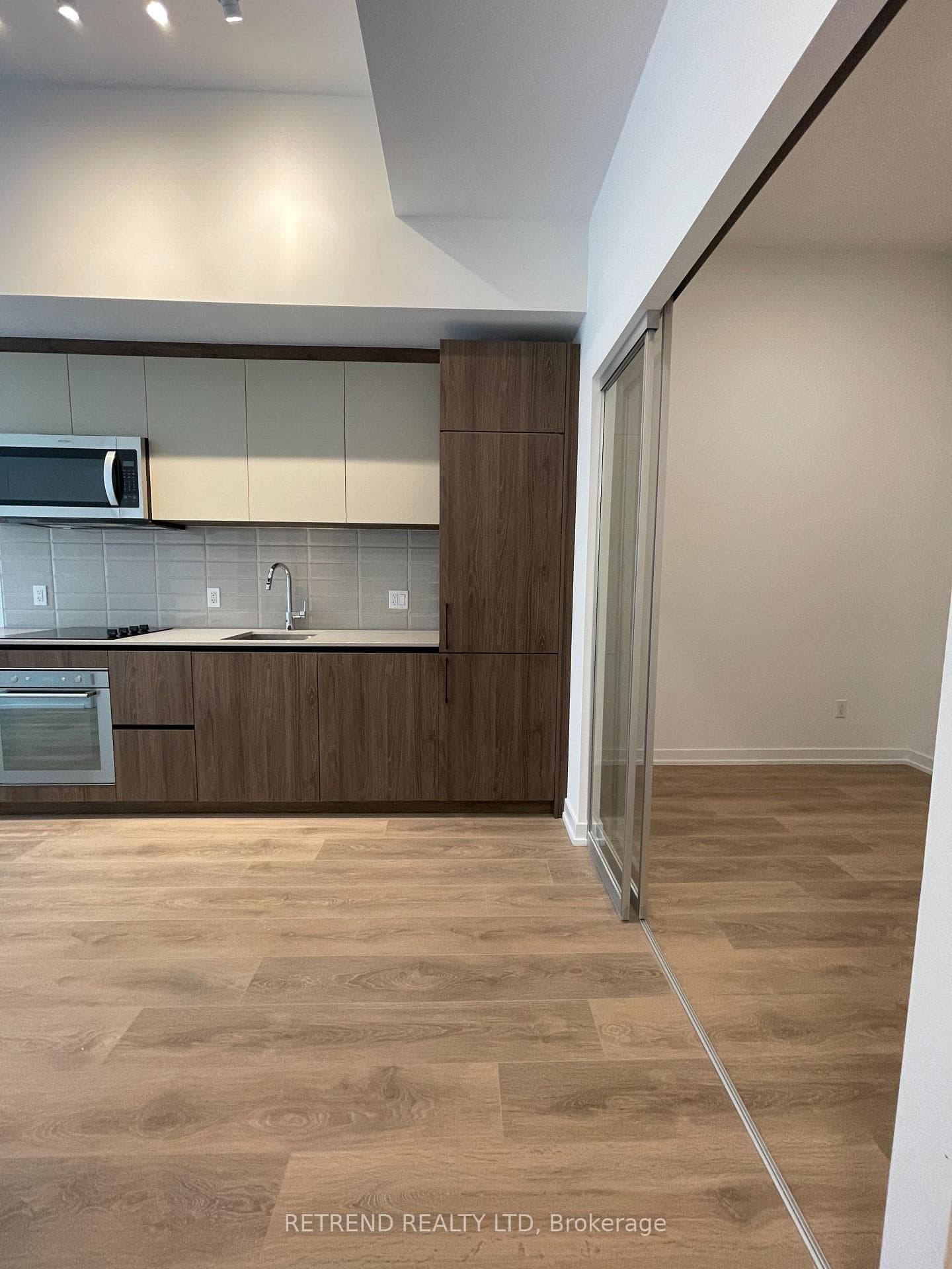 150 logan Avenue Unit 113 photo 6