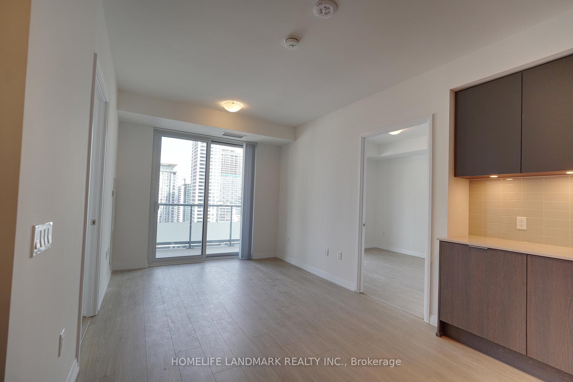 50 Dunfield Avenue Unit 2318 photo 7