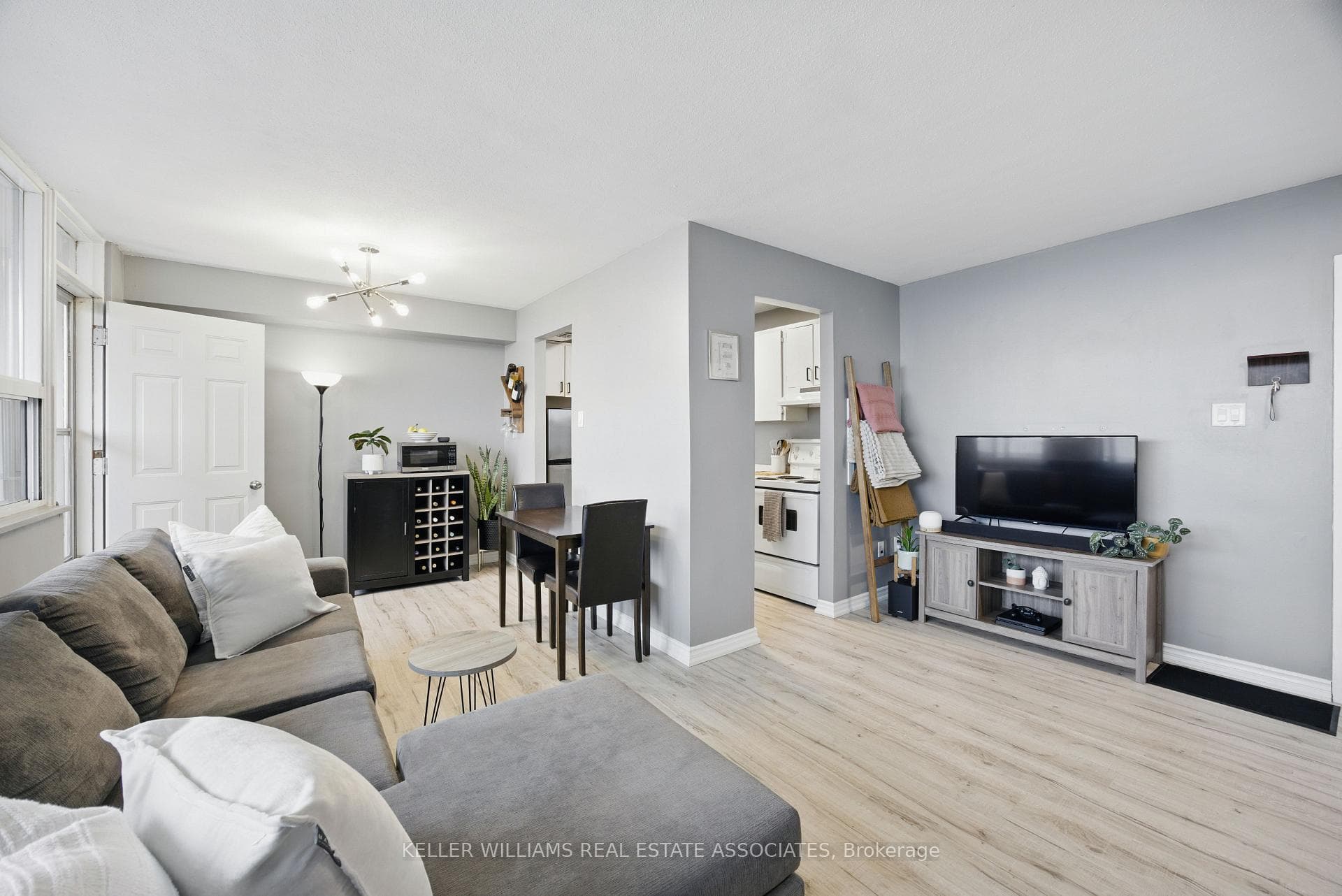 15 Albright Road Unit 304 photo 6