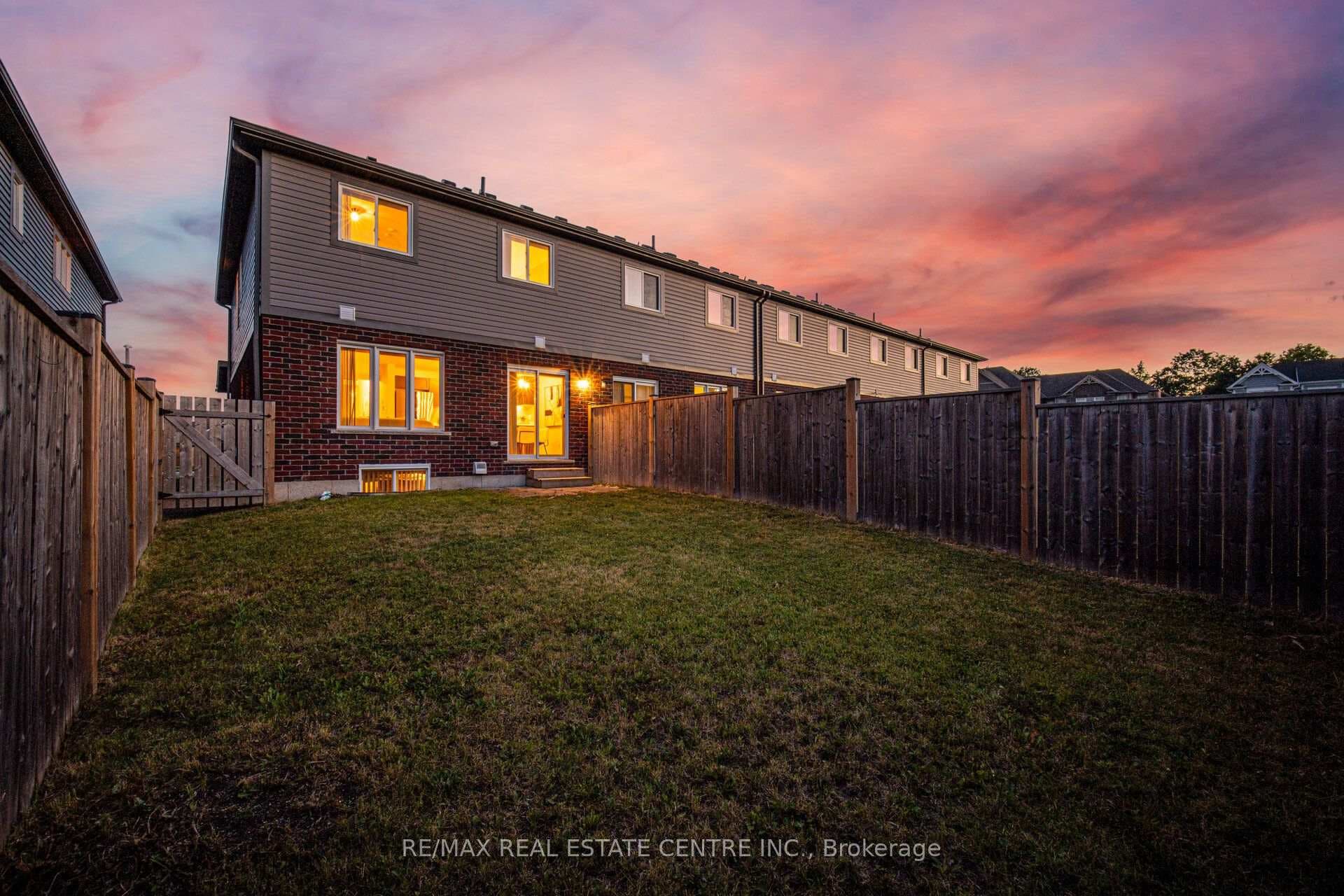 206 HERON Street photo 48