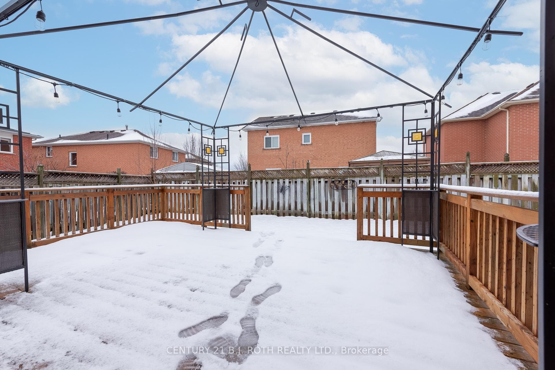 7 Drake Drive photo 6