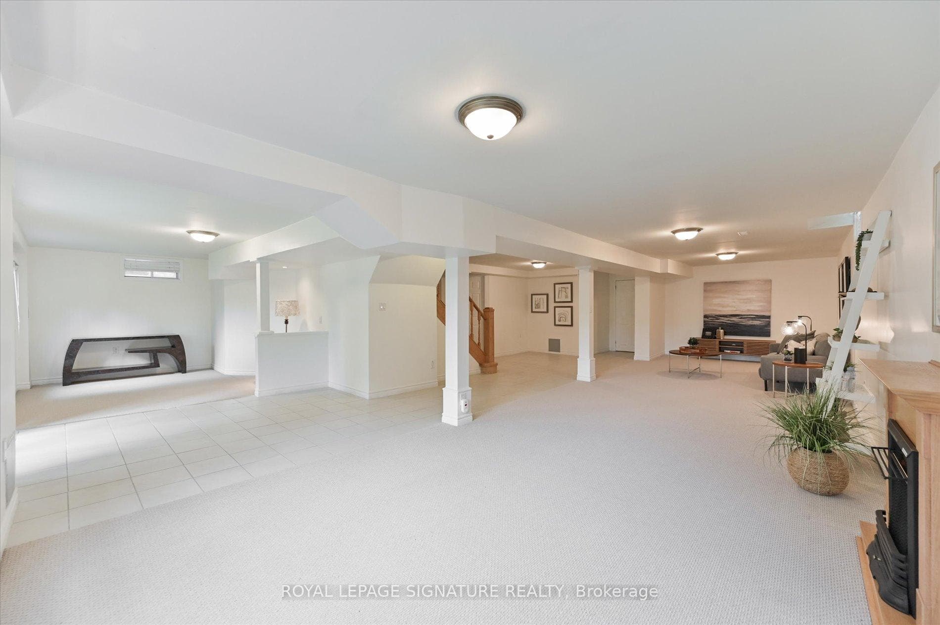 3960 Selkirk Place photo 29