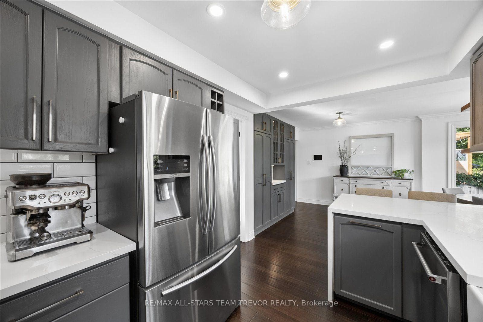 67 Riverglen Drive photo 7
