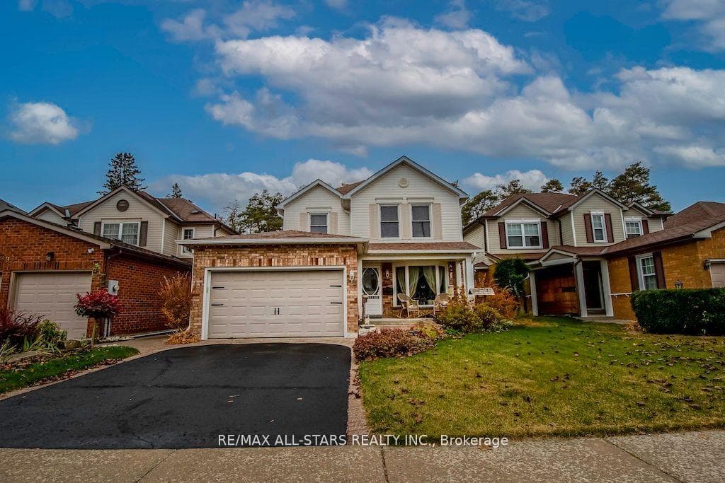 393 Elmwood Court photo 1