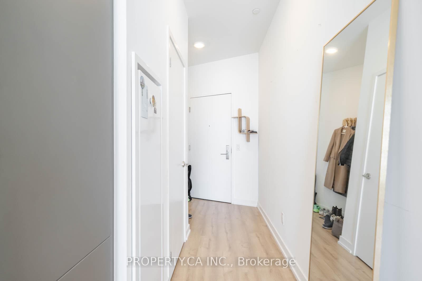 135 East Liberty Street Unit 2701 photo 16