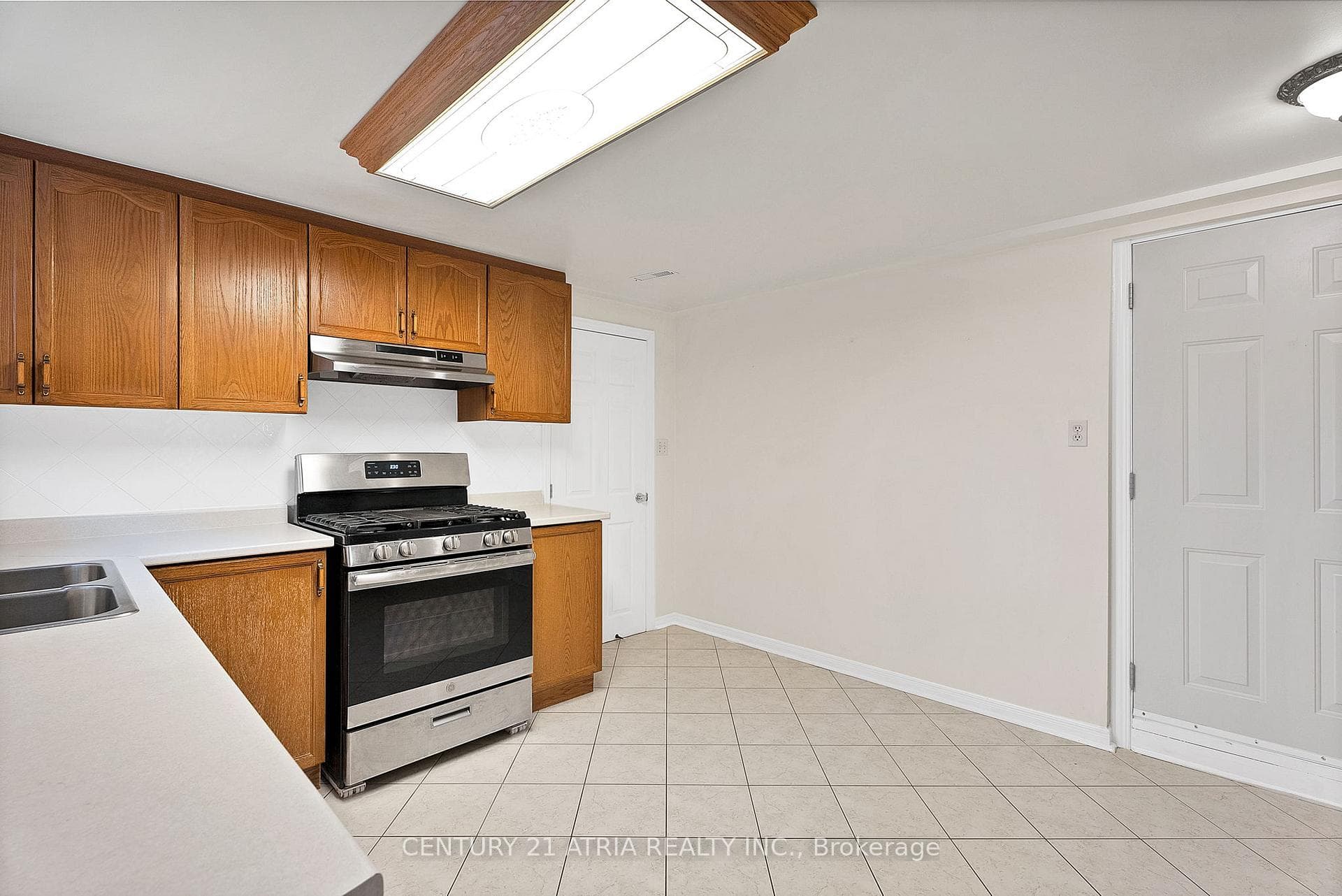 72 Arleta Avenue photo 22