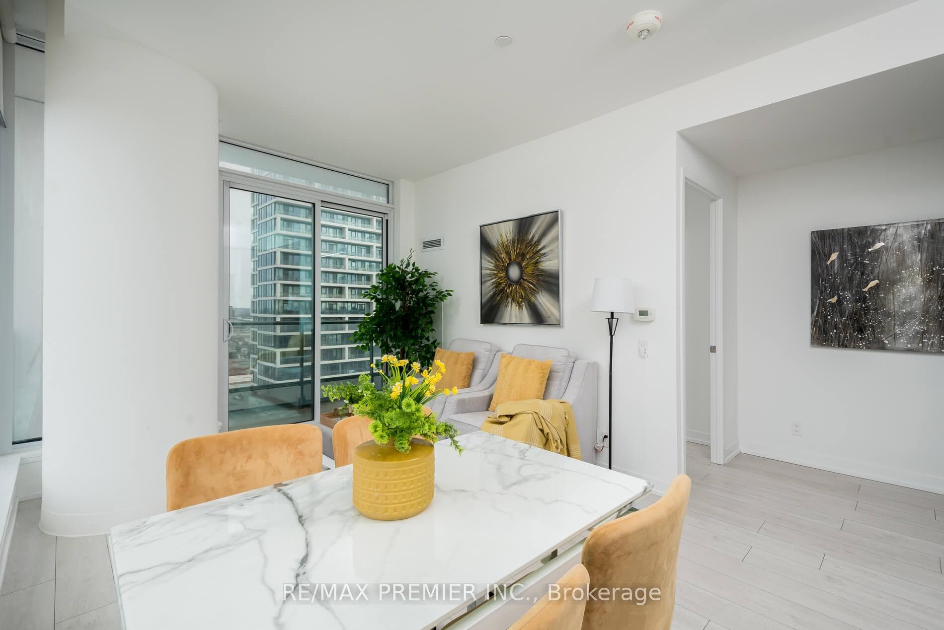 5 Buttermill Avenue Unit 2910 photo 12