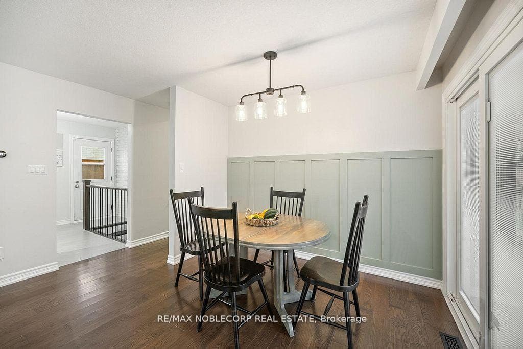 42 Mitchell Avenue photo 19