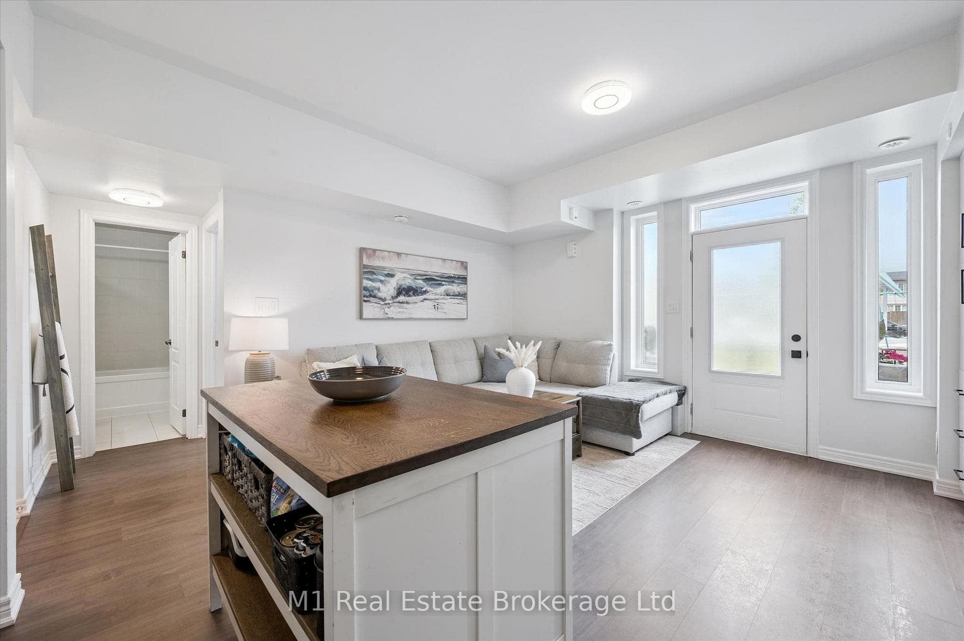 279 Law Drive photo 24