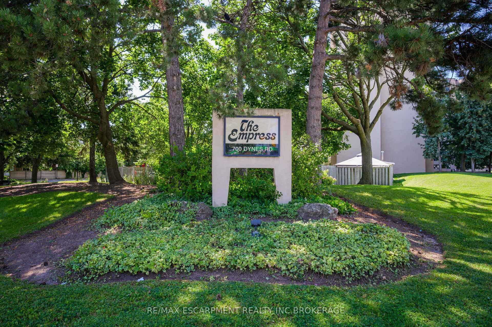 700 Dynes Road Unit 1101 photo 1