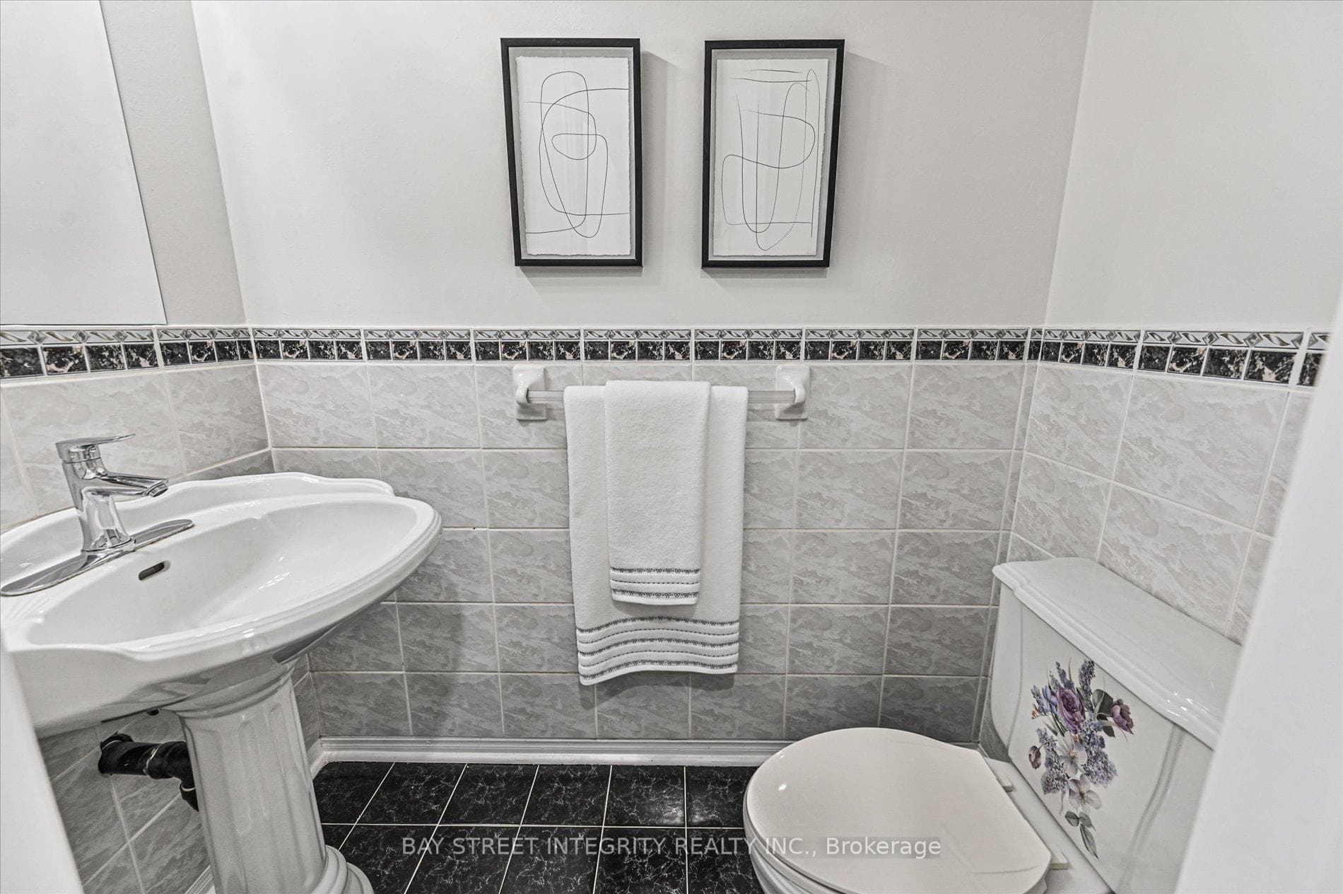 12 Greystone Road photo 20