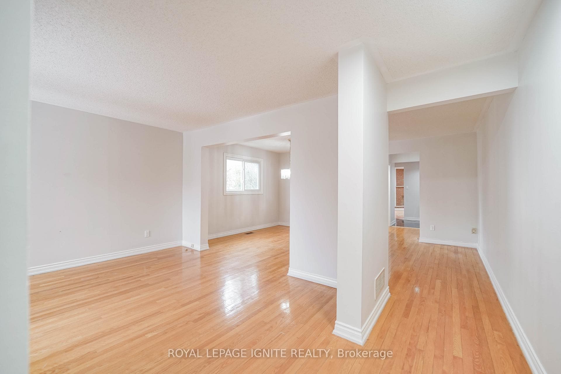 165 Clonmore Drive photo 9