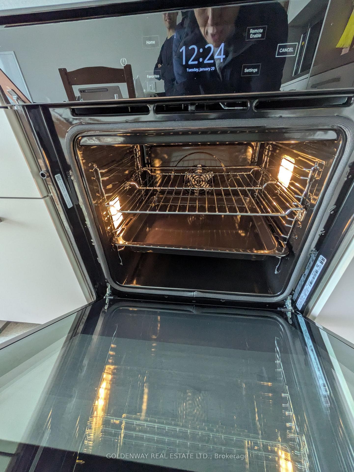 Oven