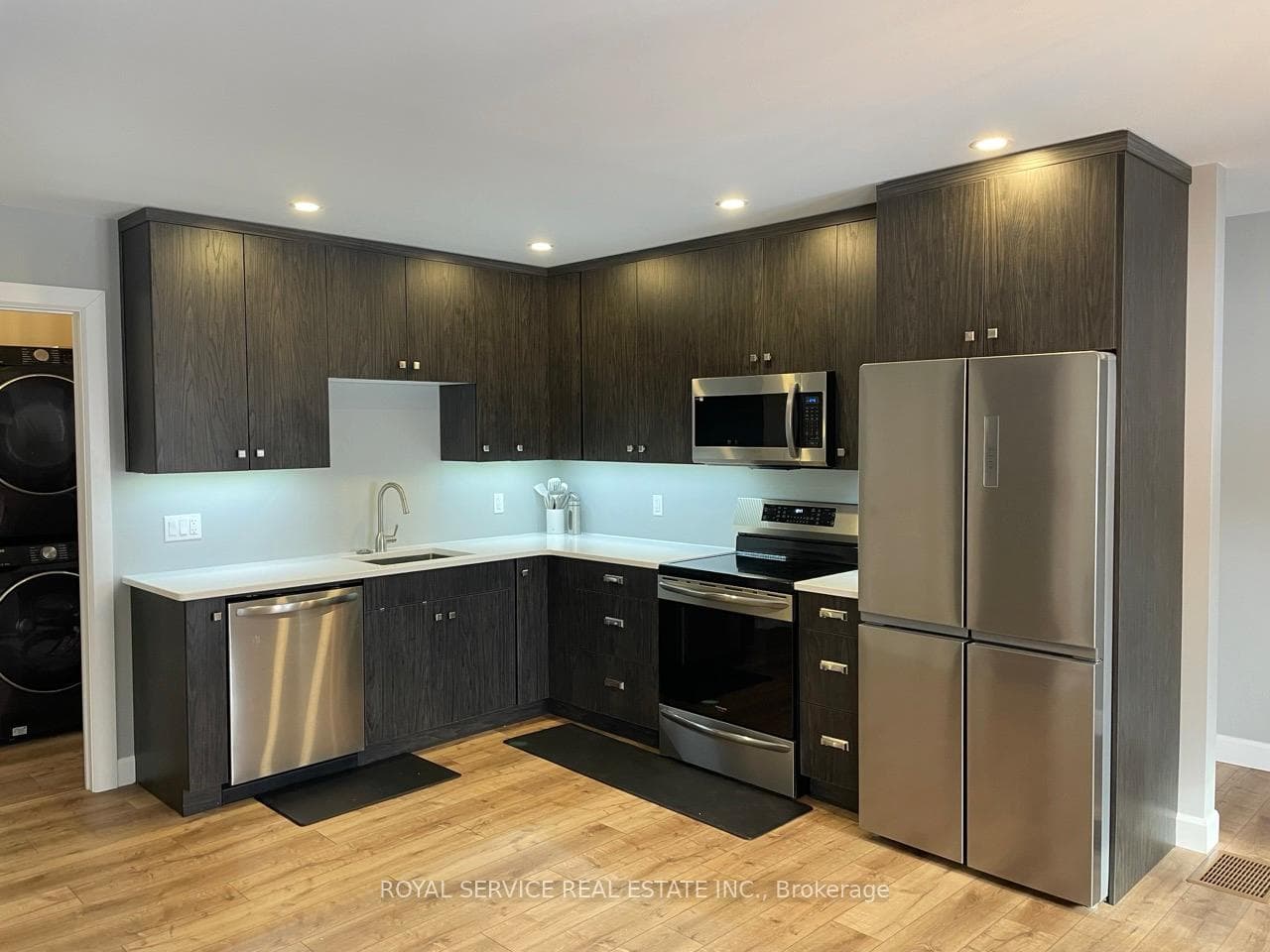 812 Centreton Road photo 1