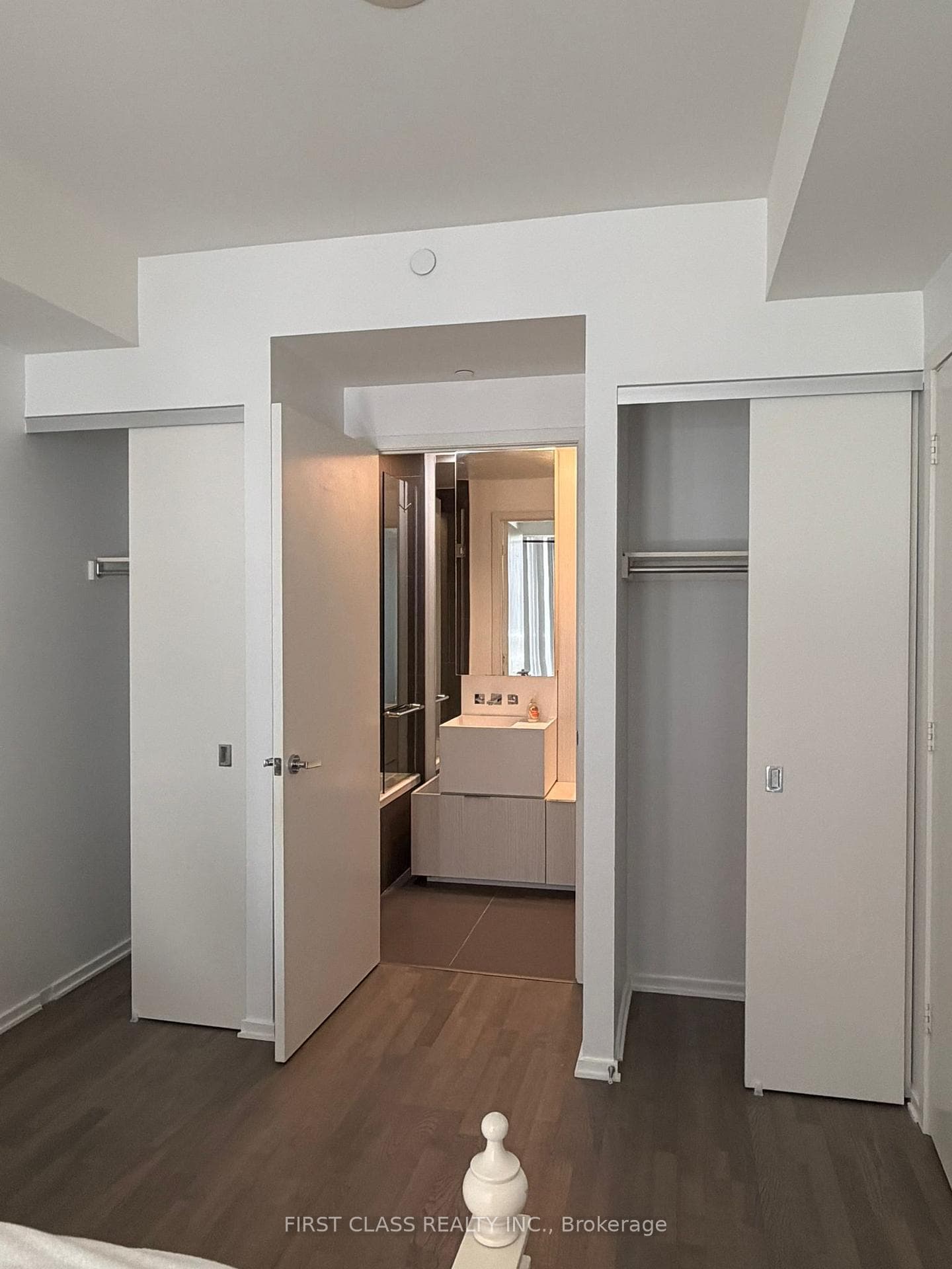 1 Bloor Street Unit 317 photo 36