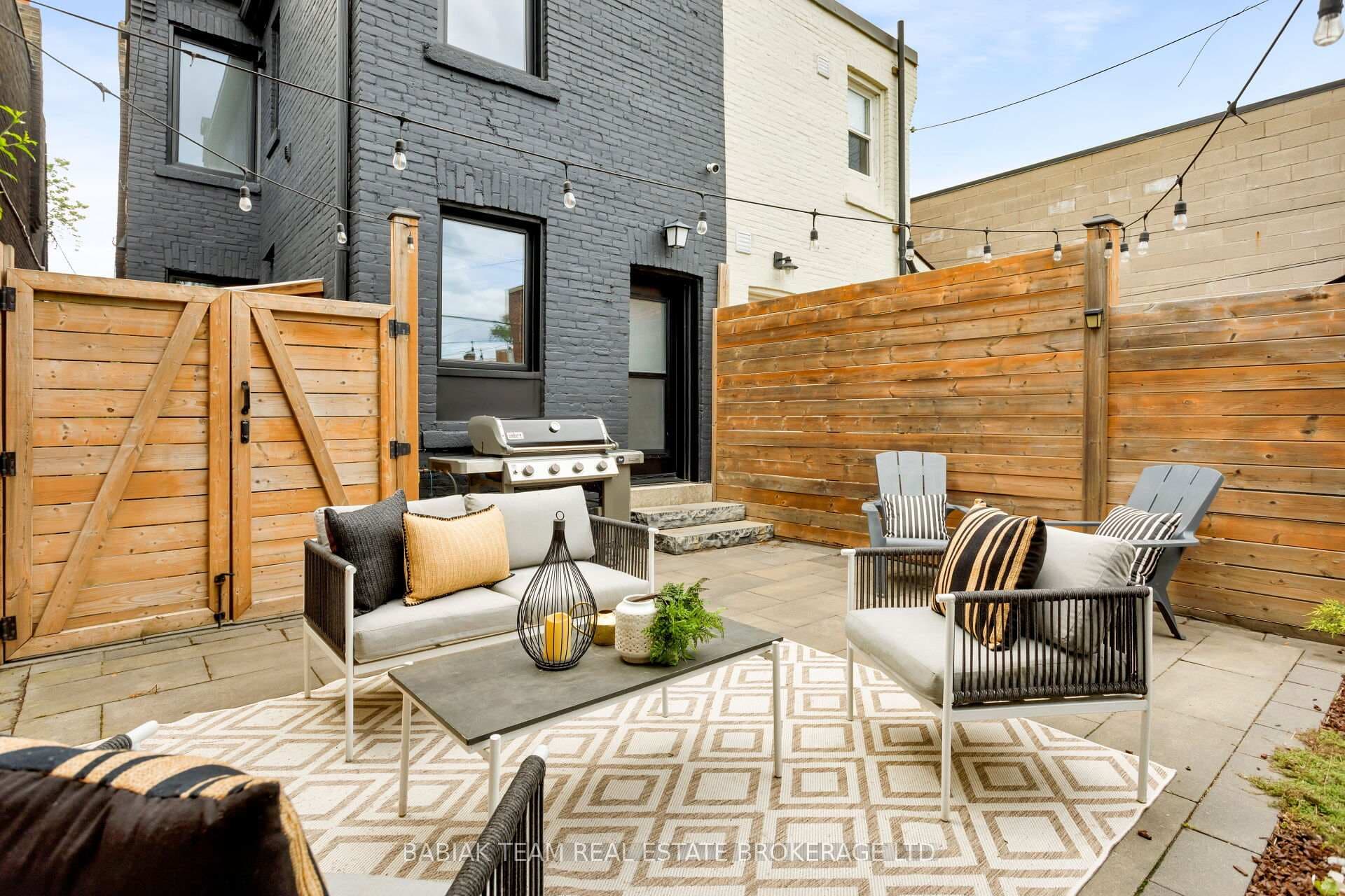 497 Keele Street photo 21