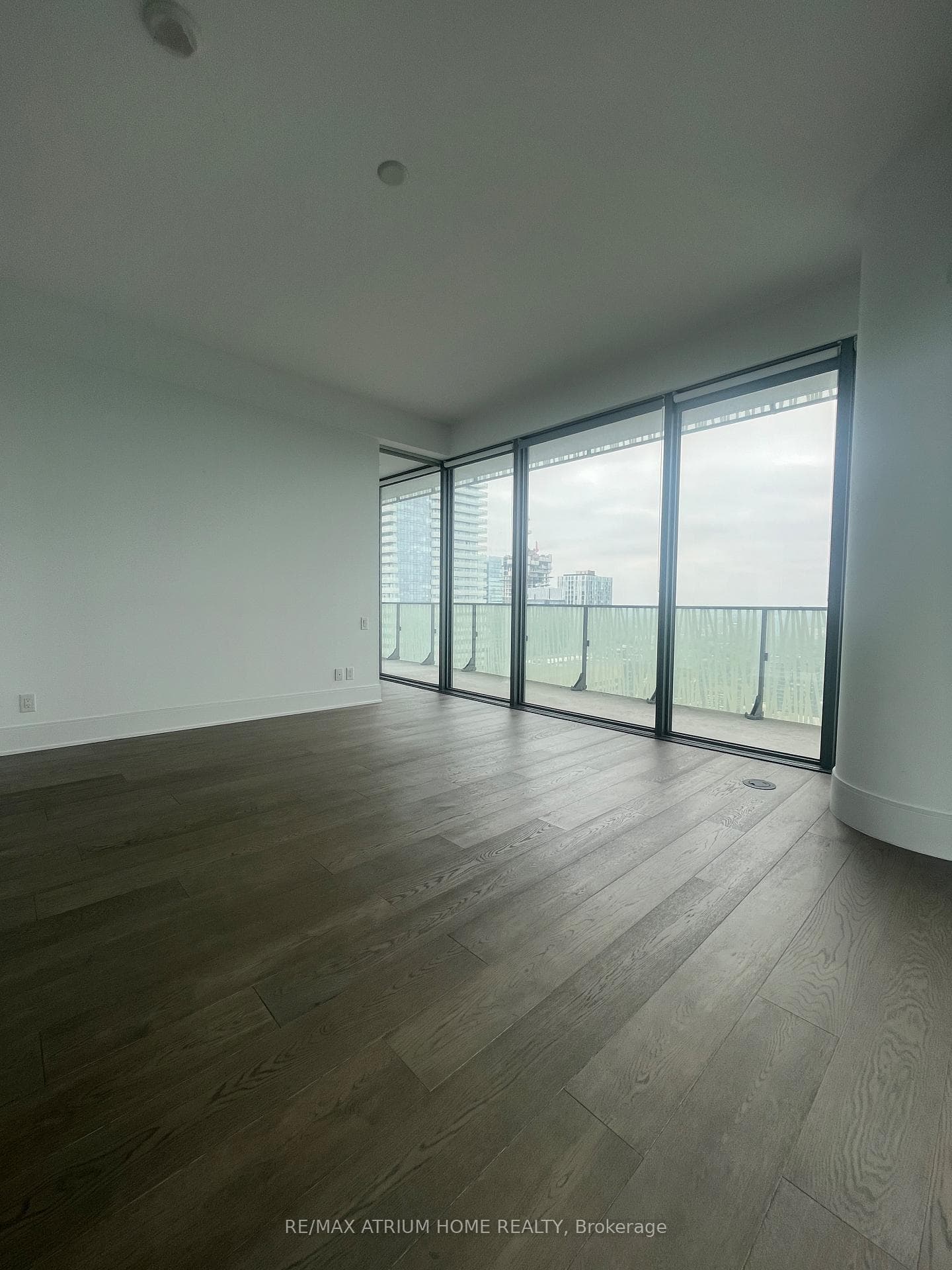 42 Charles Street Unit Ph5305 photo 6
