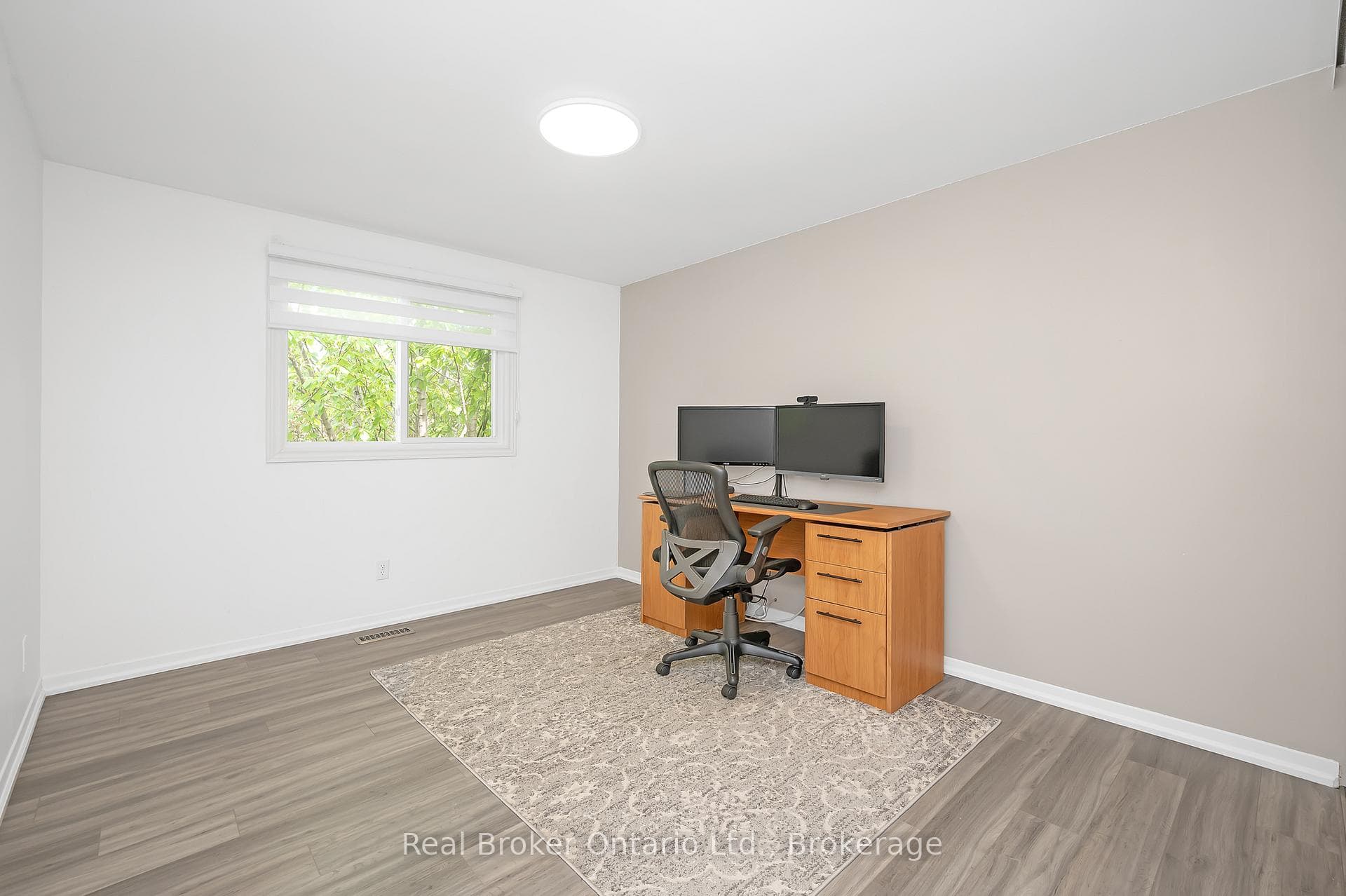 353 Macintosh Drive photo 27