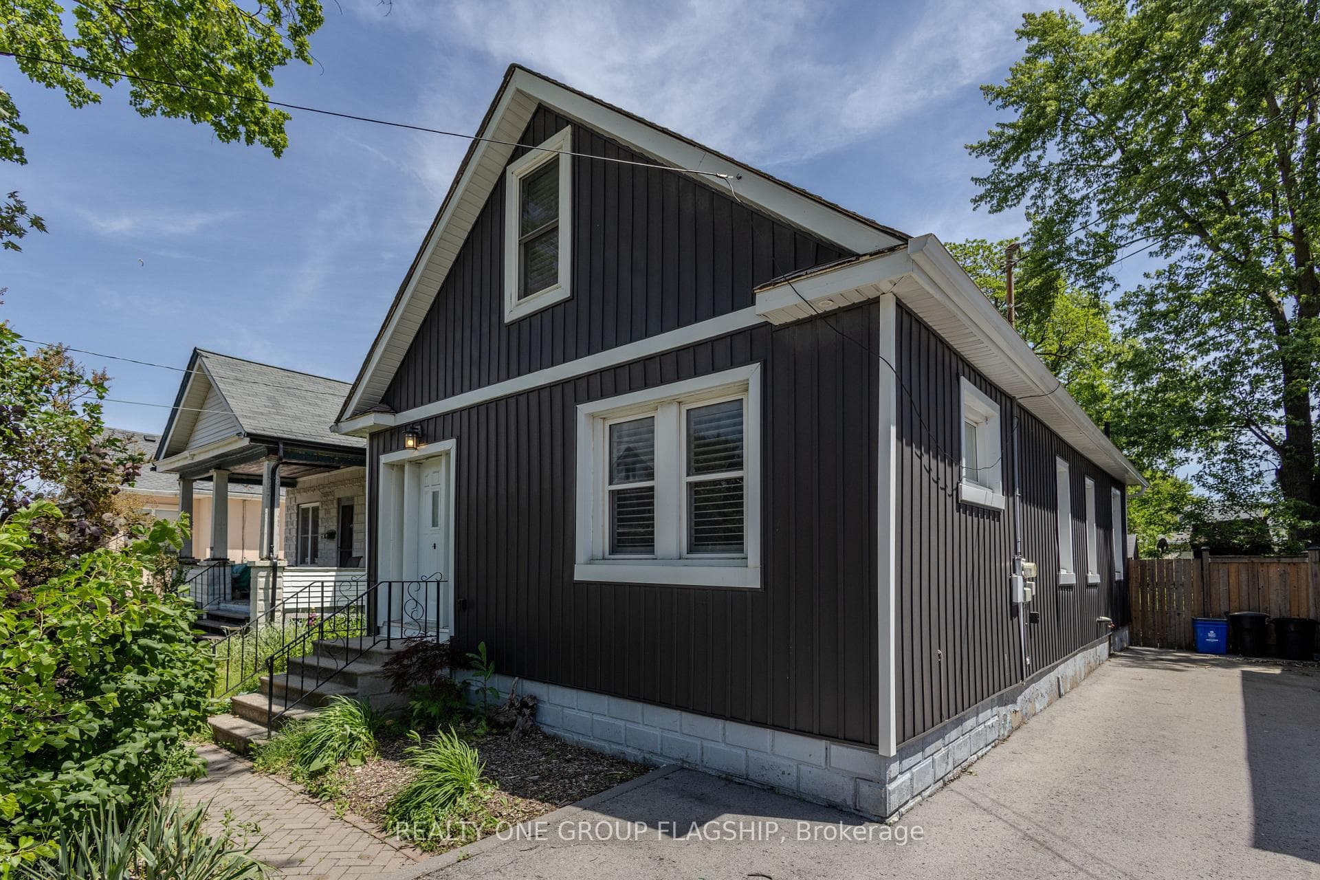 4774 THIRD Avenue photo 1