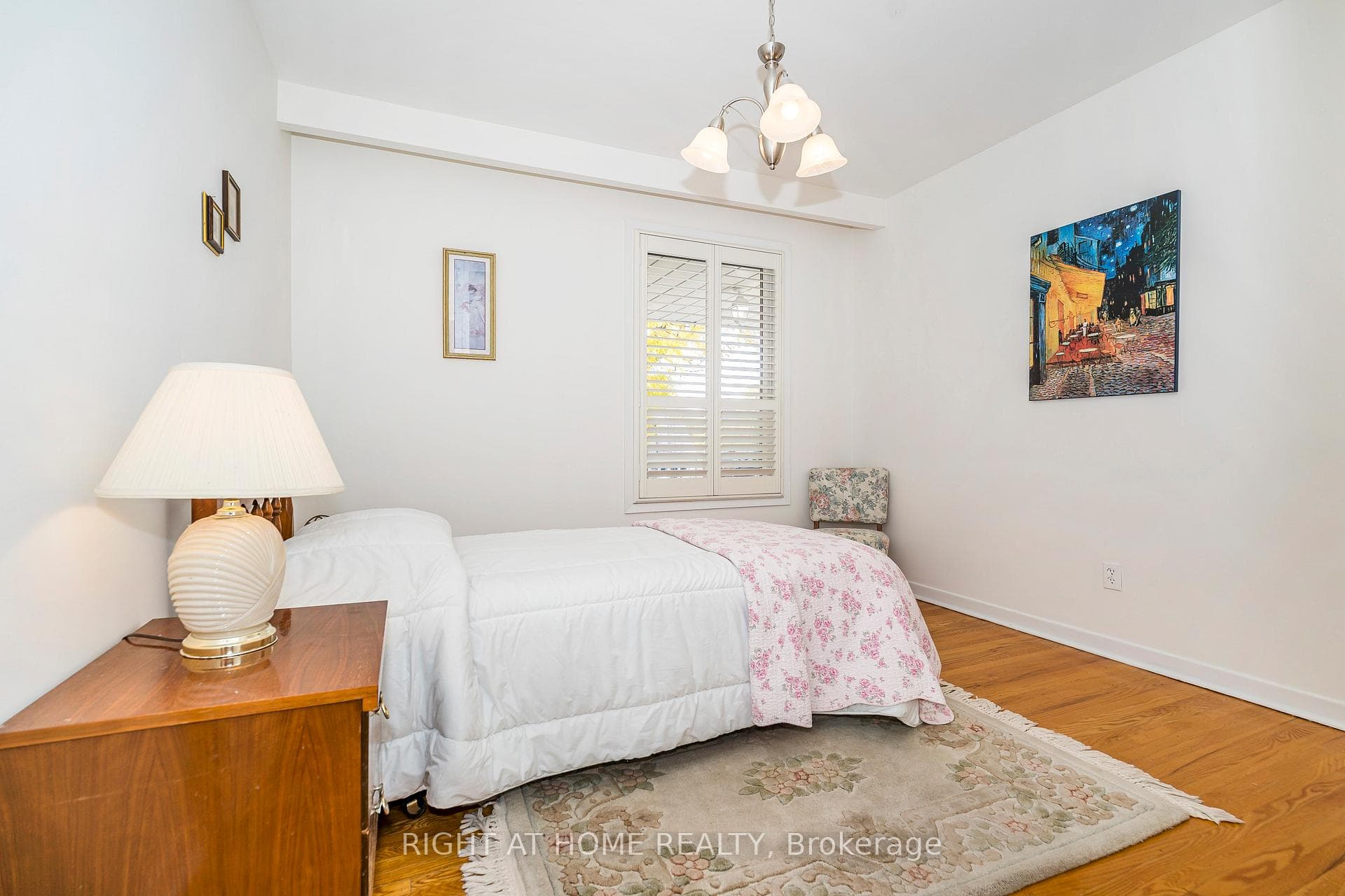12 Scarden Avenue photo 22