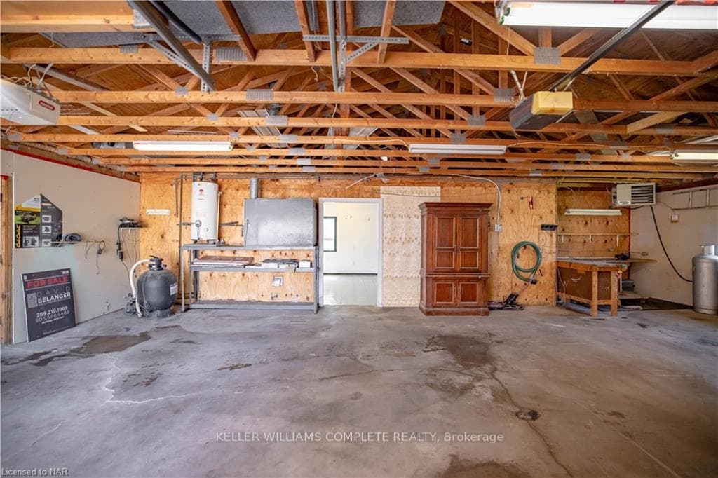 5231 SHERKSTON Road photo 38