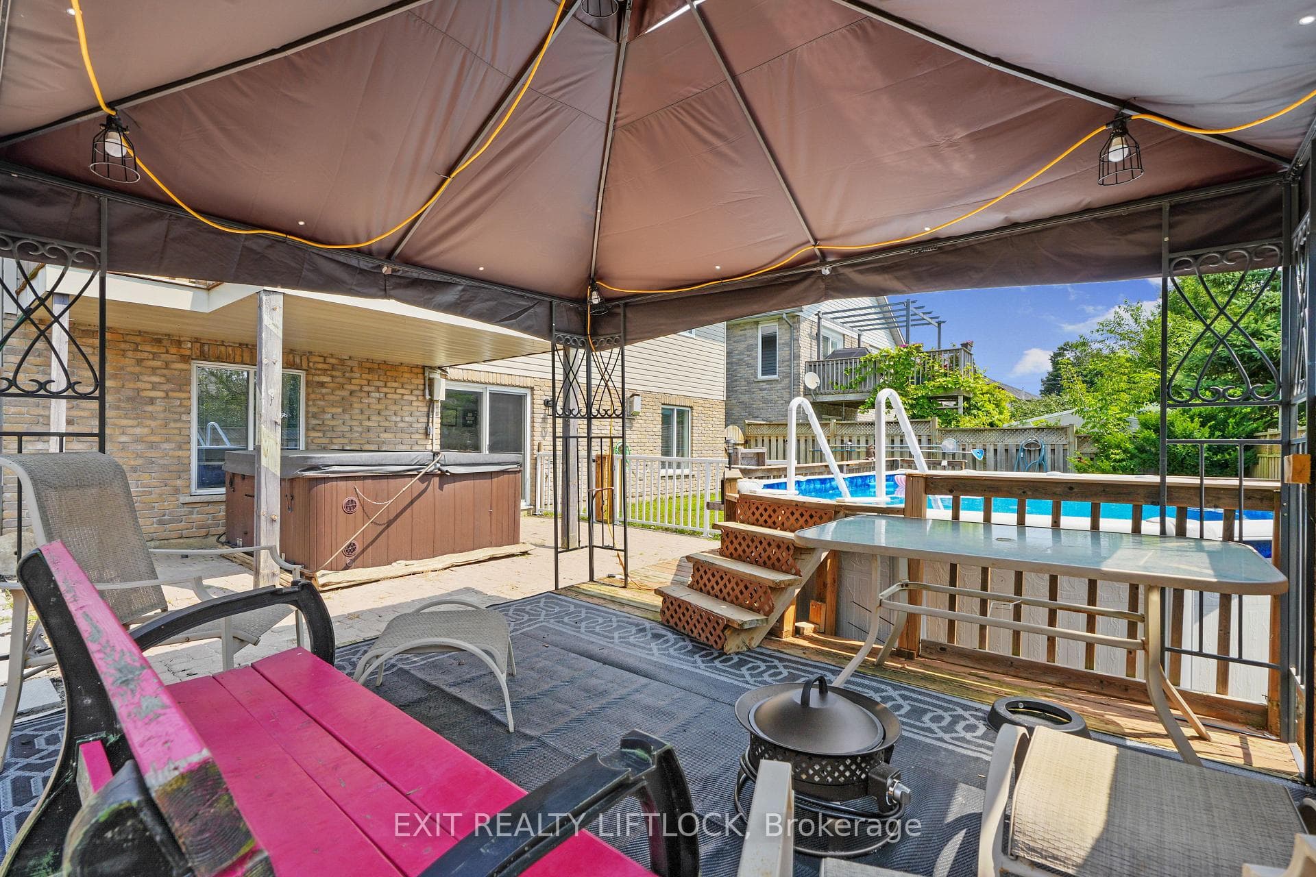 60 Gearin Street photo 35