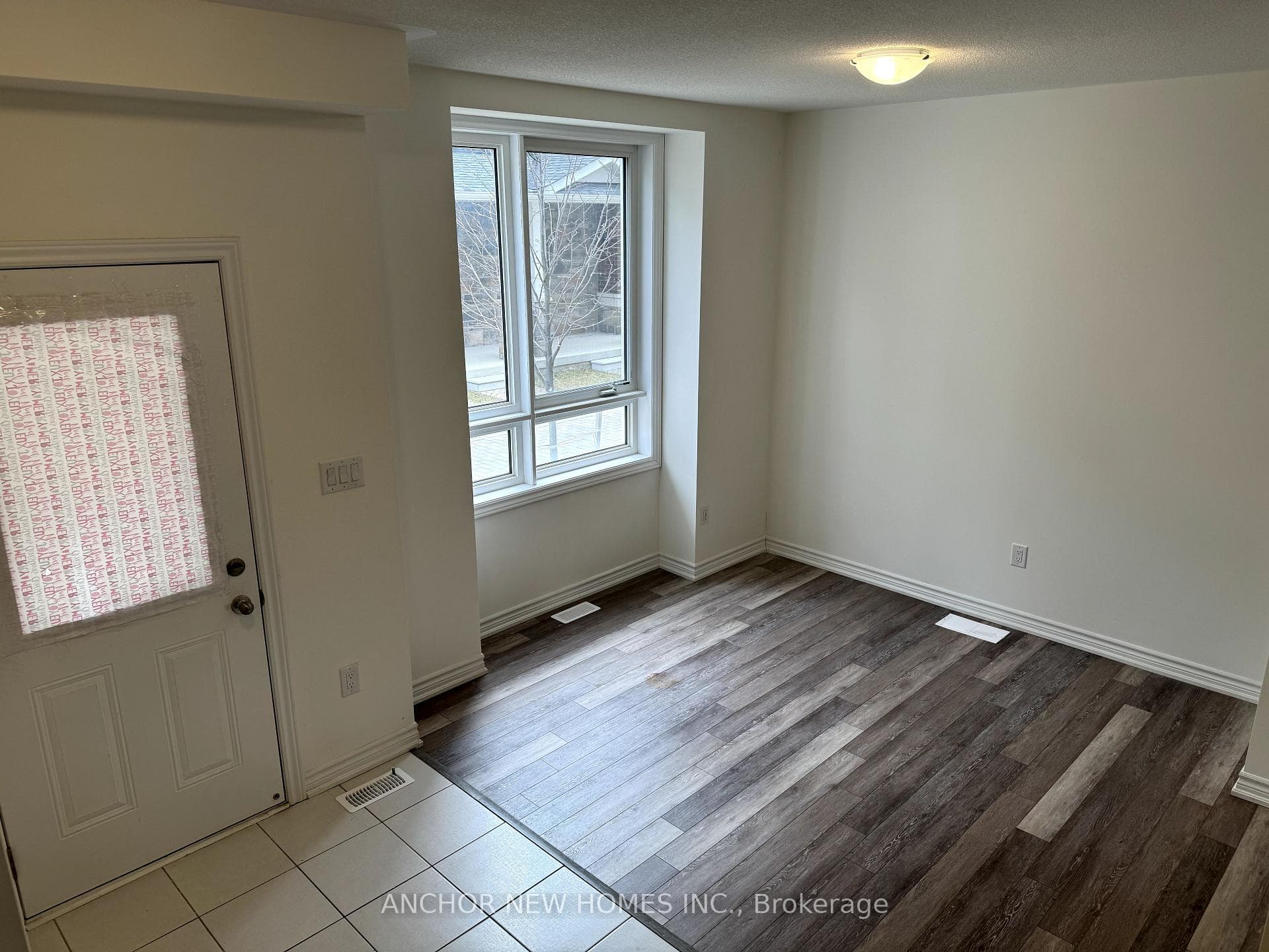 62 Massachusetts Lane photo 20