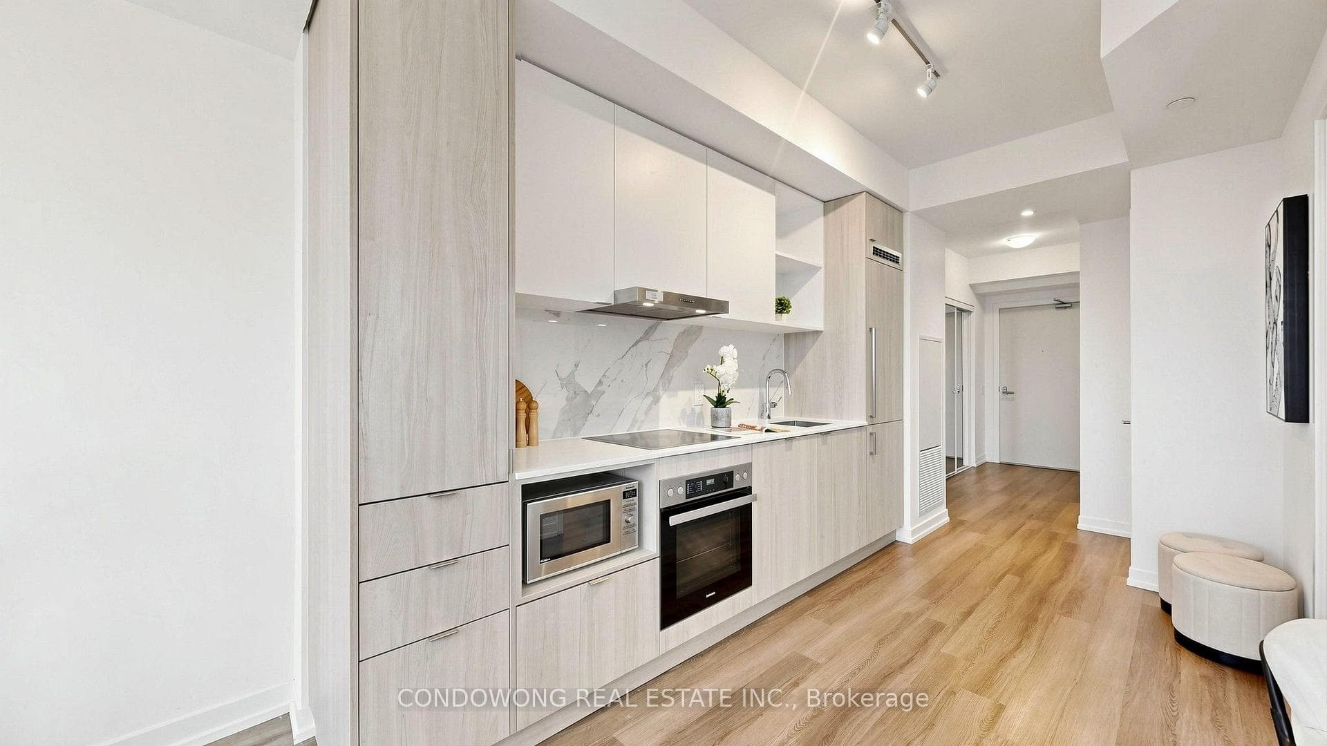 138 Downes Street Unit 6212 photo 11