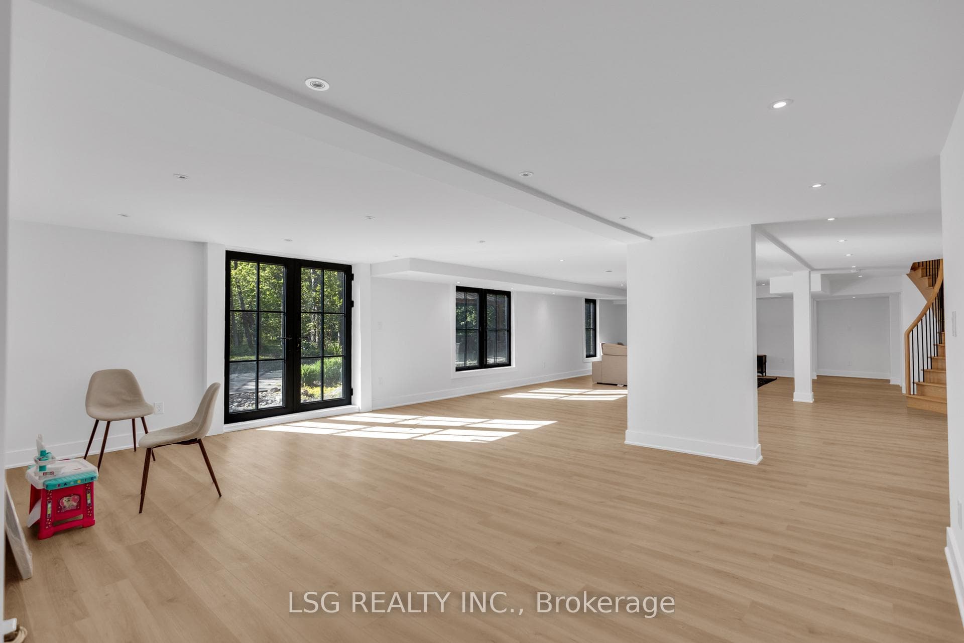 5 Williamson Terrace photo 33