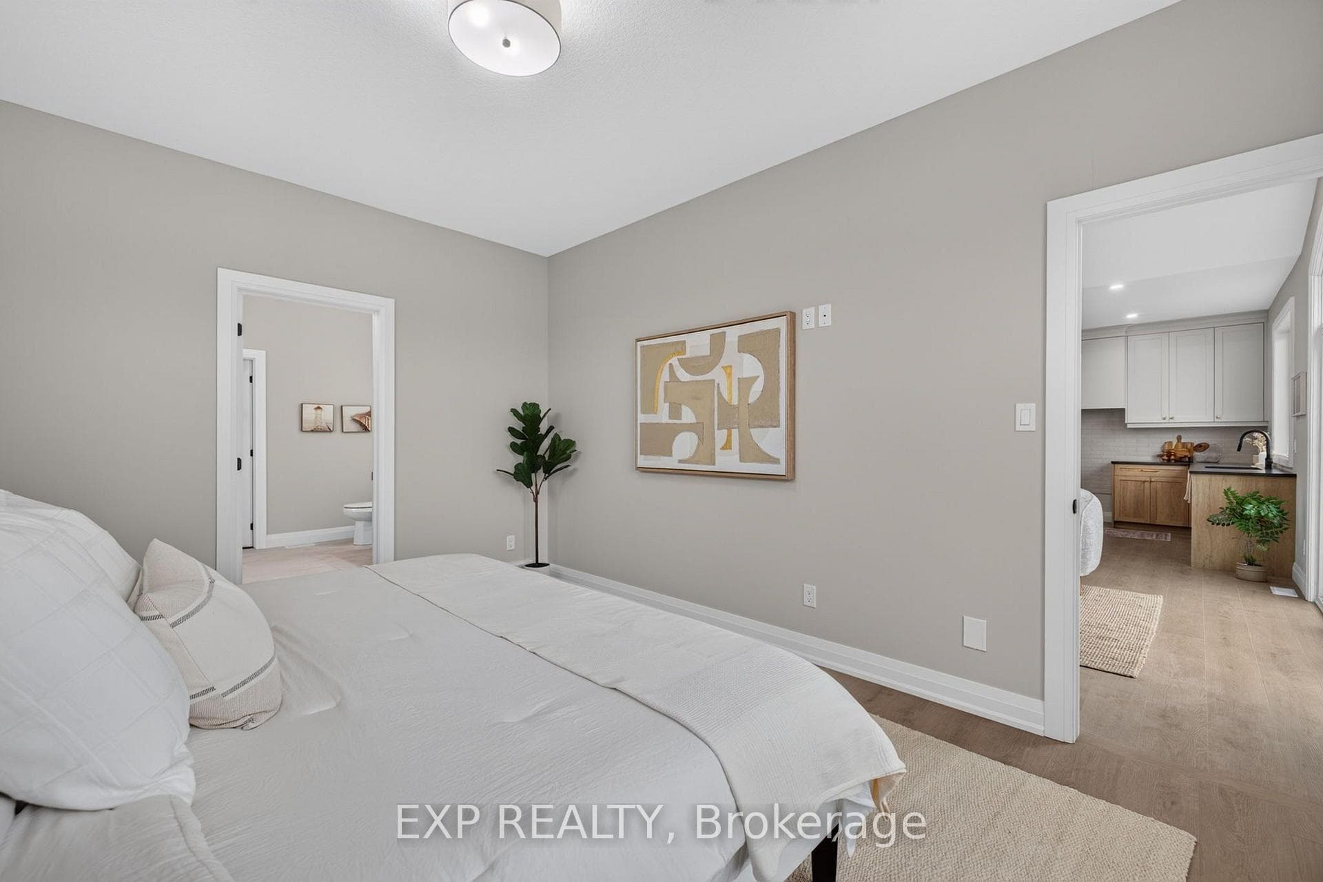 6 Sullivan Street photo 24
