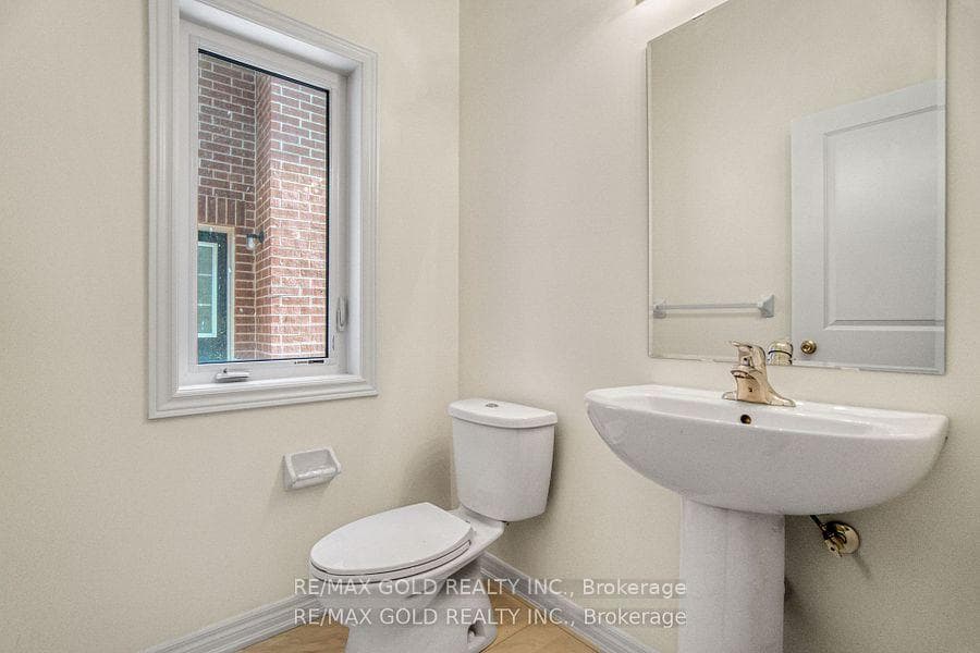 380 Leanne Lane photo 17