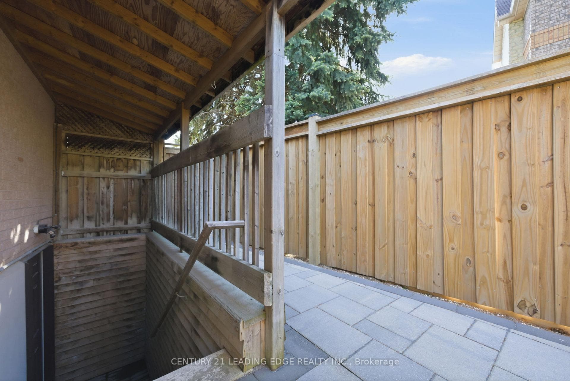 1706 Maple Hill Court photo 43