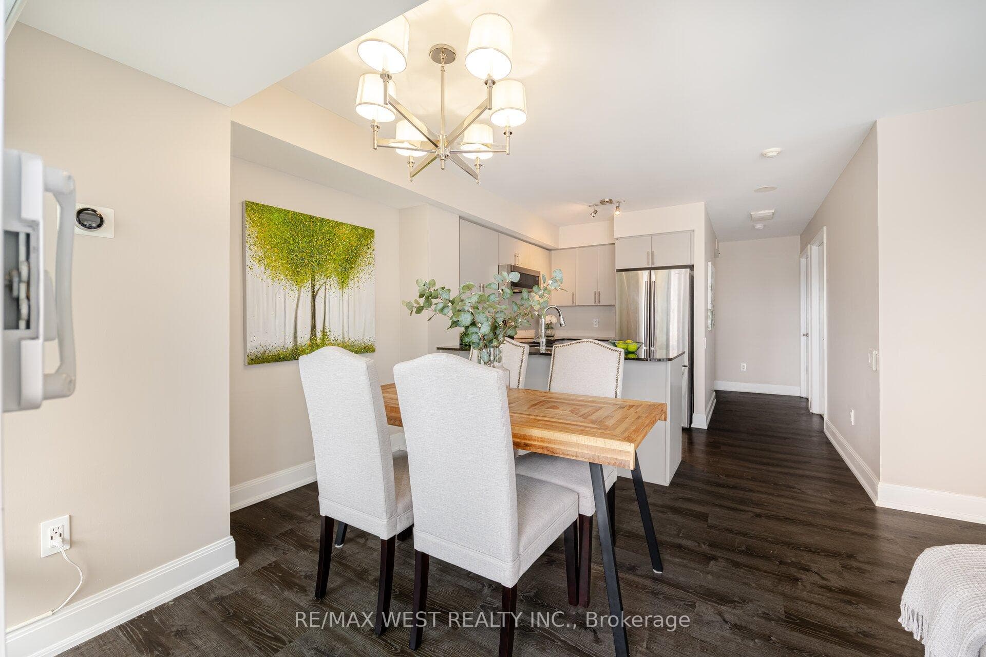 2181 Yonge Street Unit 1811 photo 13