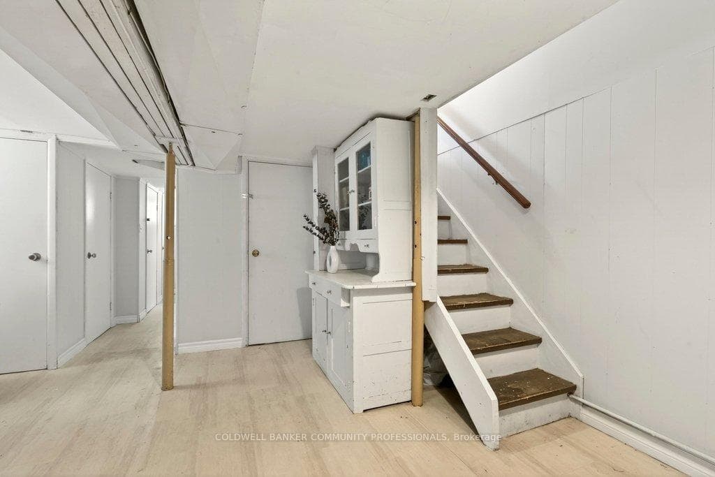 152 London Street photo 40