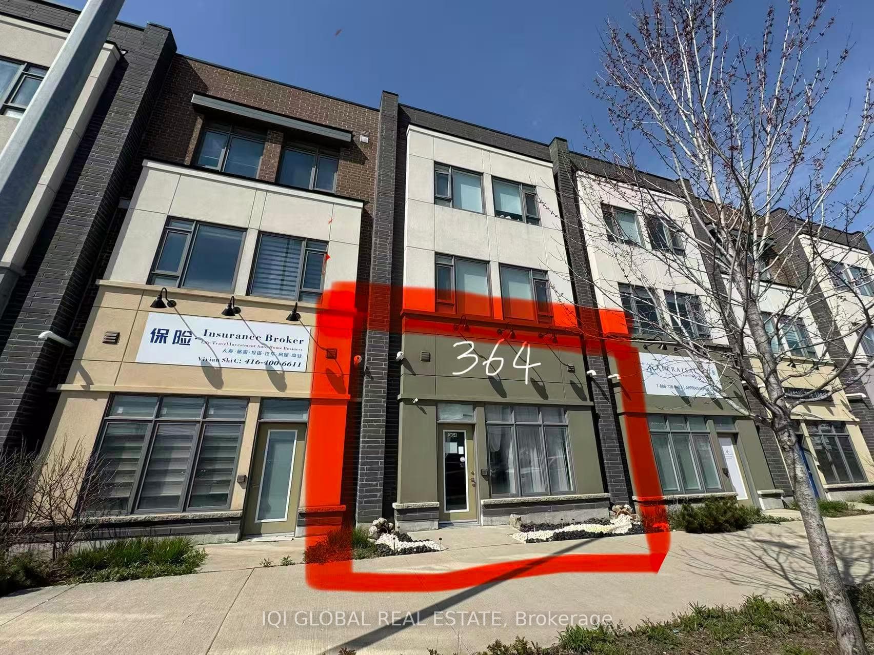 364 John Street photo 1