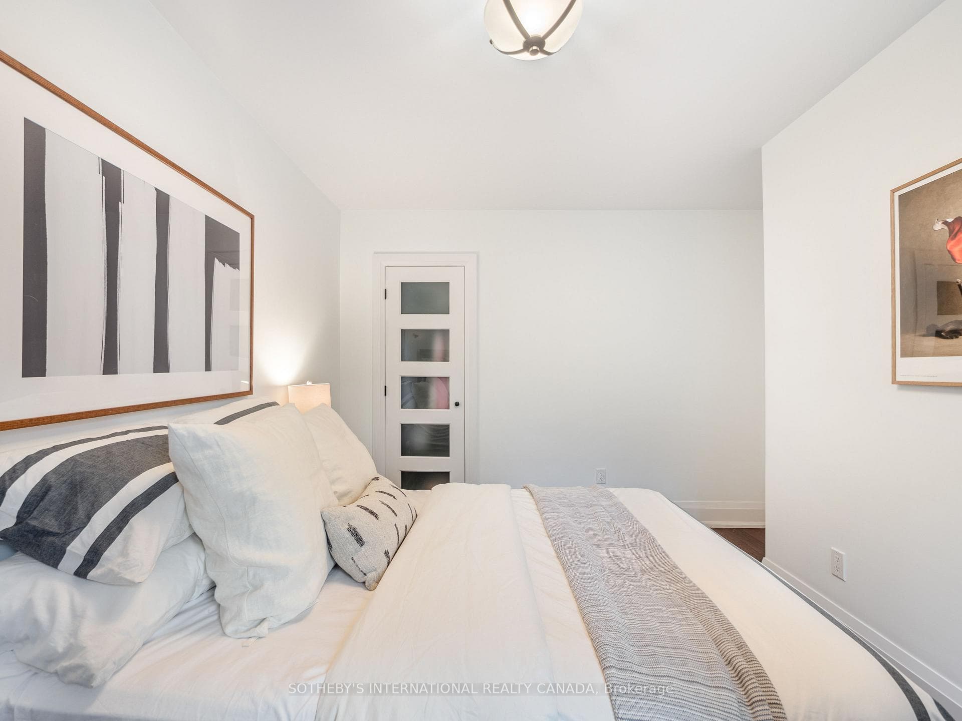 131 Glenvale Boulevard photo 22