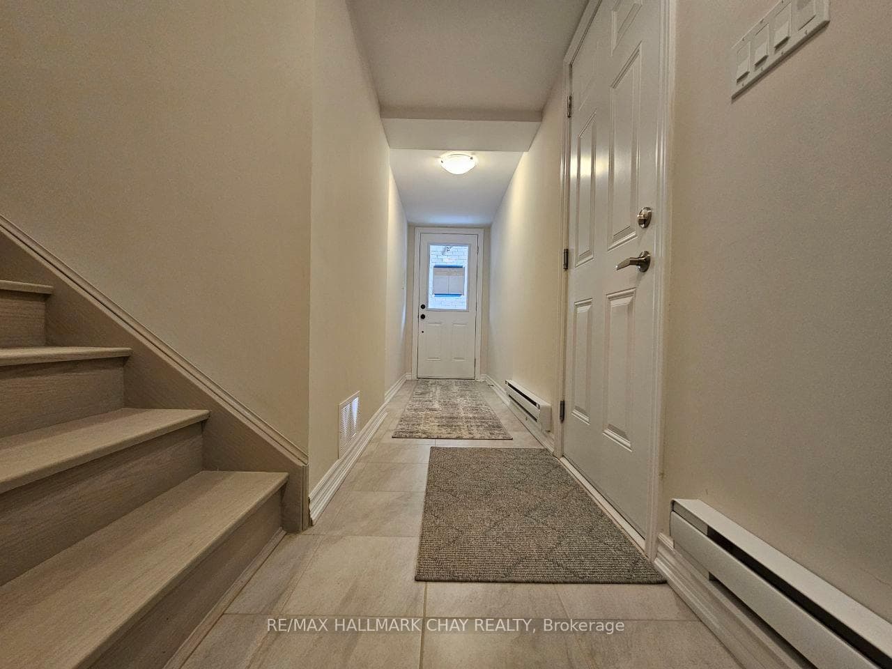 51 HAY Lane Unit 4 photo 5